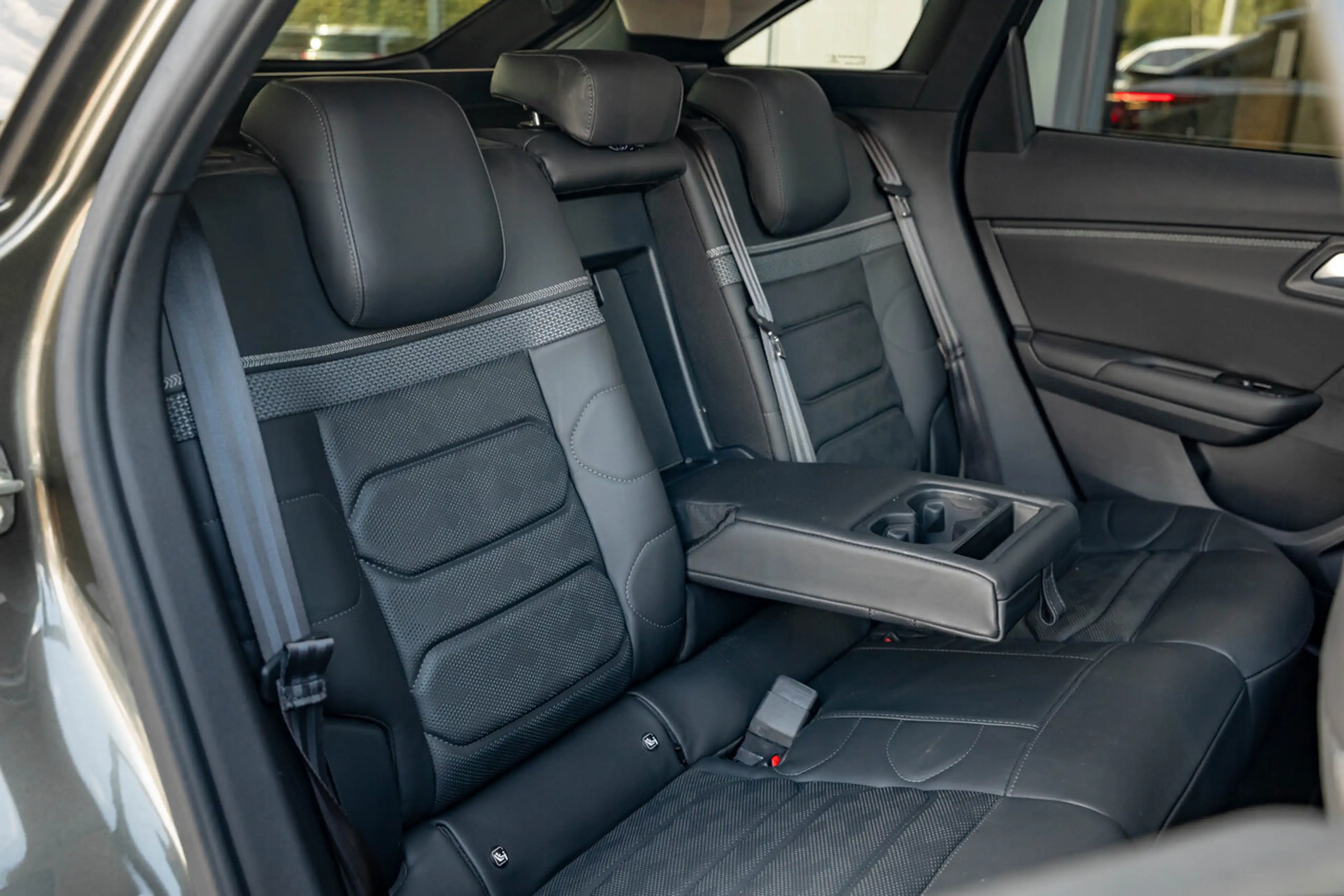 Citroen C5 X Shine Pack | Plugin Hybr. 225 PK | Pano | Leder... — photo 14