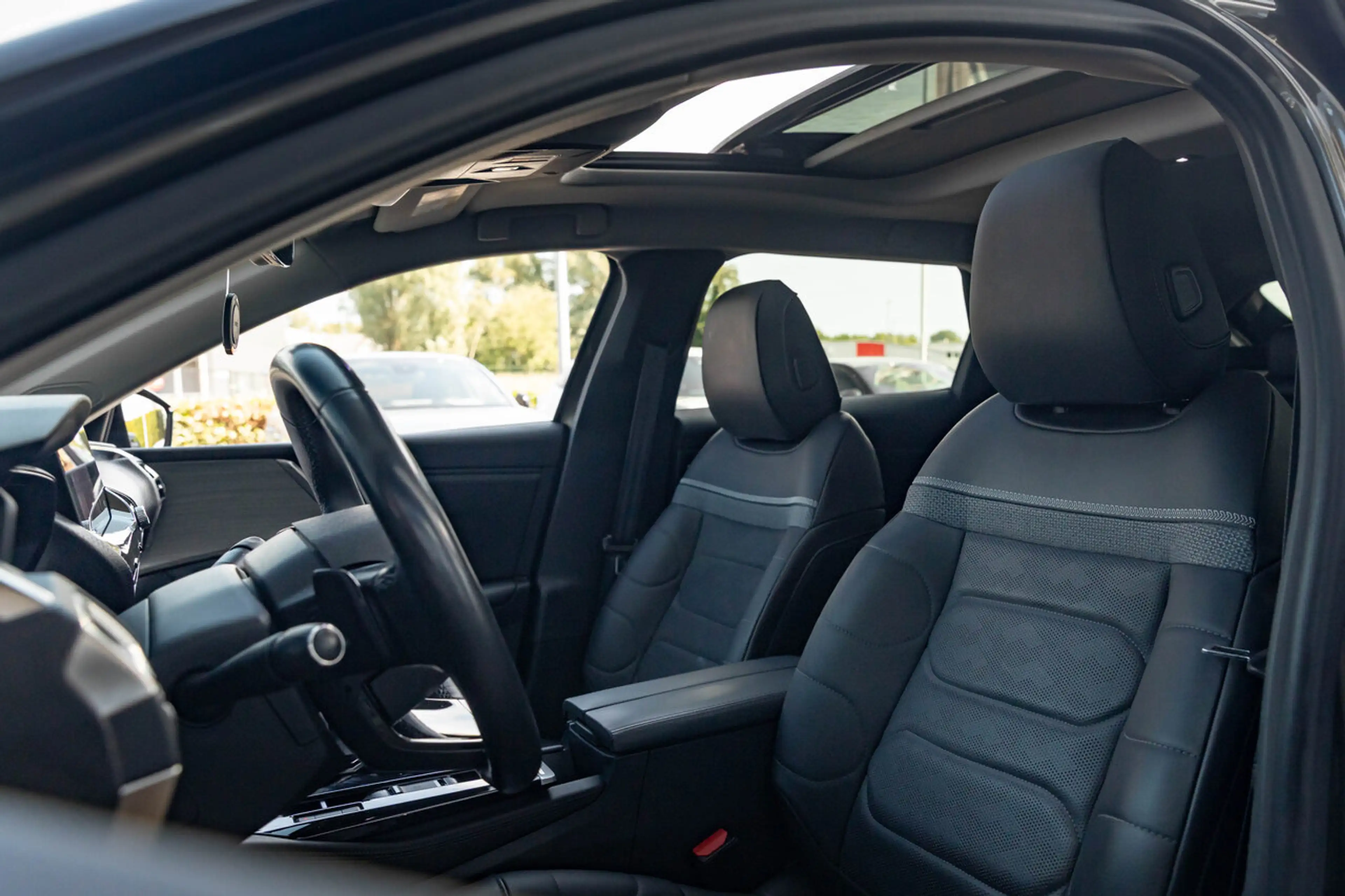Citroen C5 X Shine Pack | Plugin Hybr. 225 PK | Pano | Leder... — photo 12