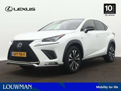 Lexus NX 300h F-Sport | Navigatie | Camera | Parkeersensoren | S