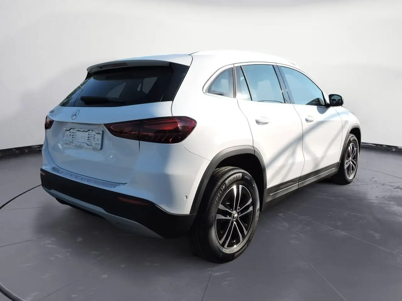 Mercedes-Benz GLA 2026