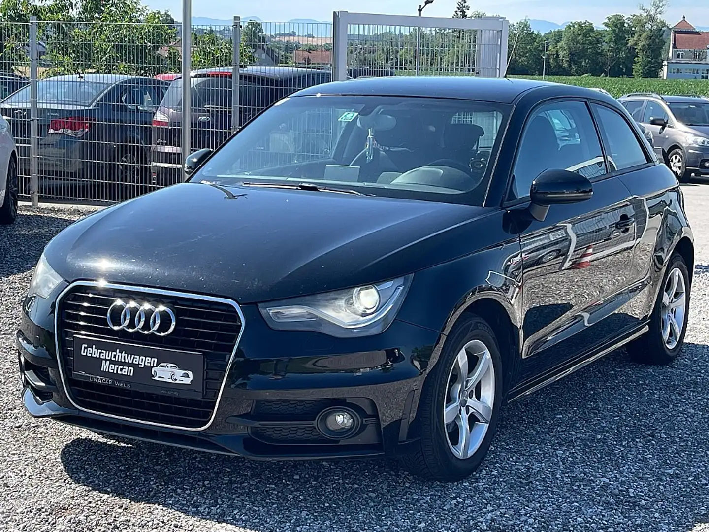 Audi A1 1,2 TFSI Beauty&Beast Noir - 1
