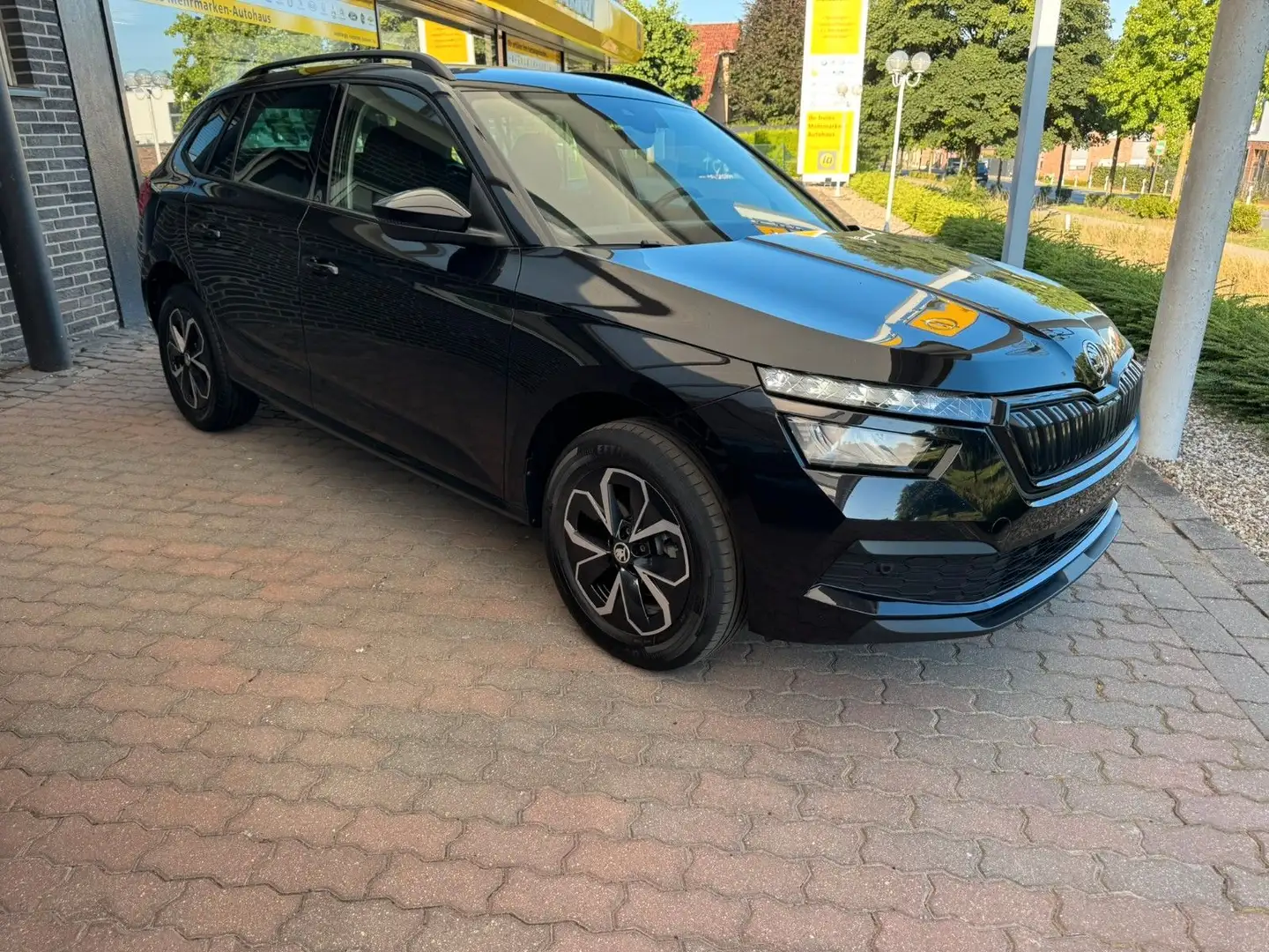 Skoda Kamiq Ambition Schwarz - 2