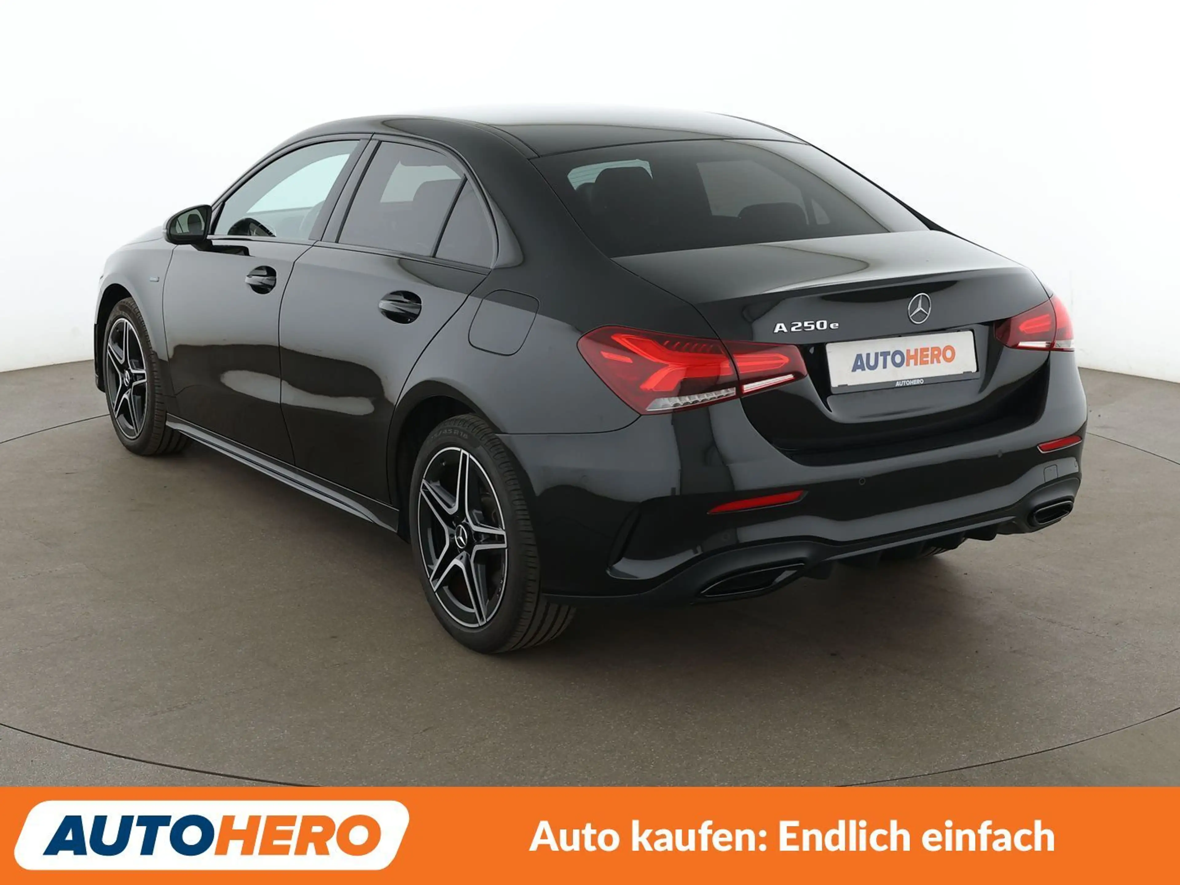 Mercedes-Benz A 250 A 250e Edition 2020 AMG Line Aut.*LED*TEMPO*PLA* — photo 4