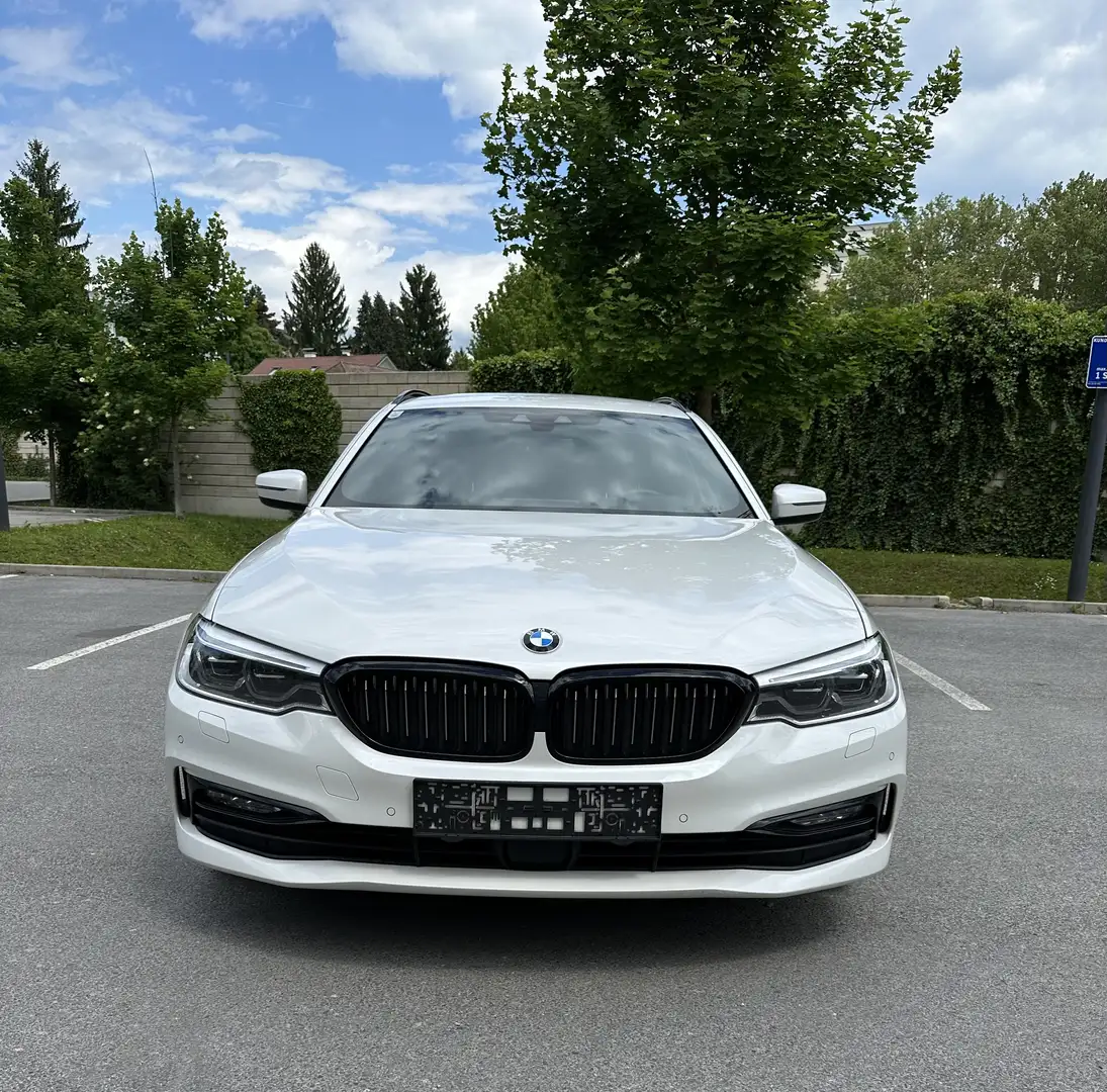 BMW 520 520d Luxury Line mit M-Sportfahrwerk - 2
