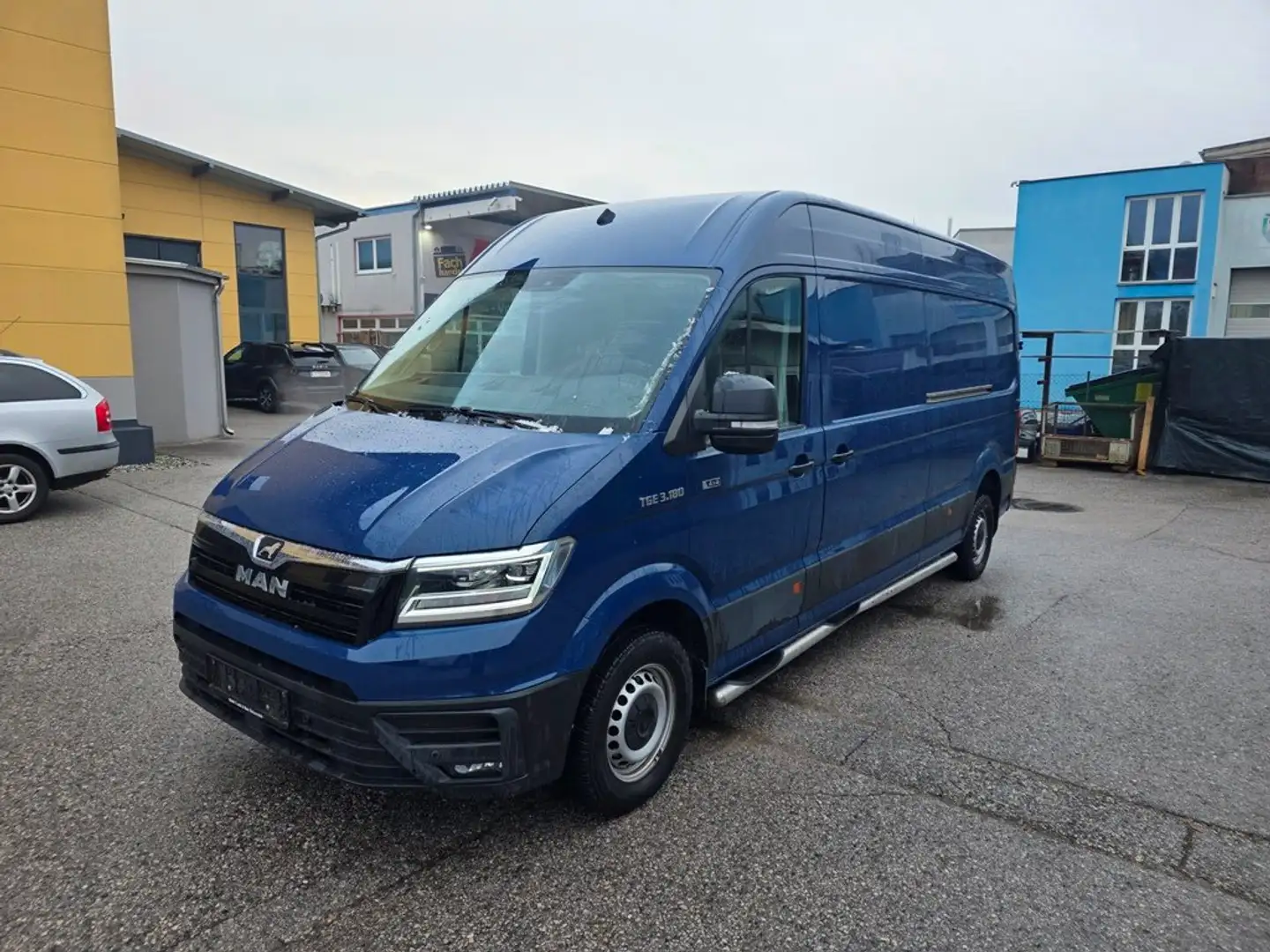 MAN TGE 3 180 4x4 L4H3 Blau - 1