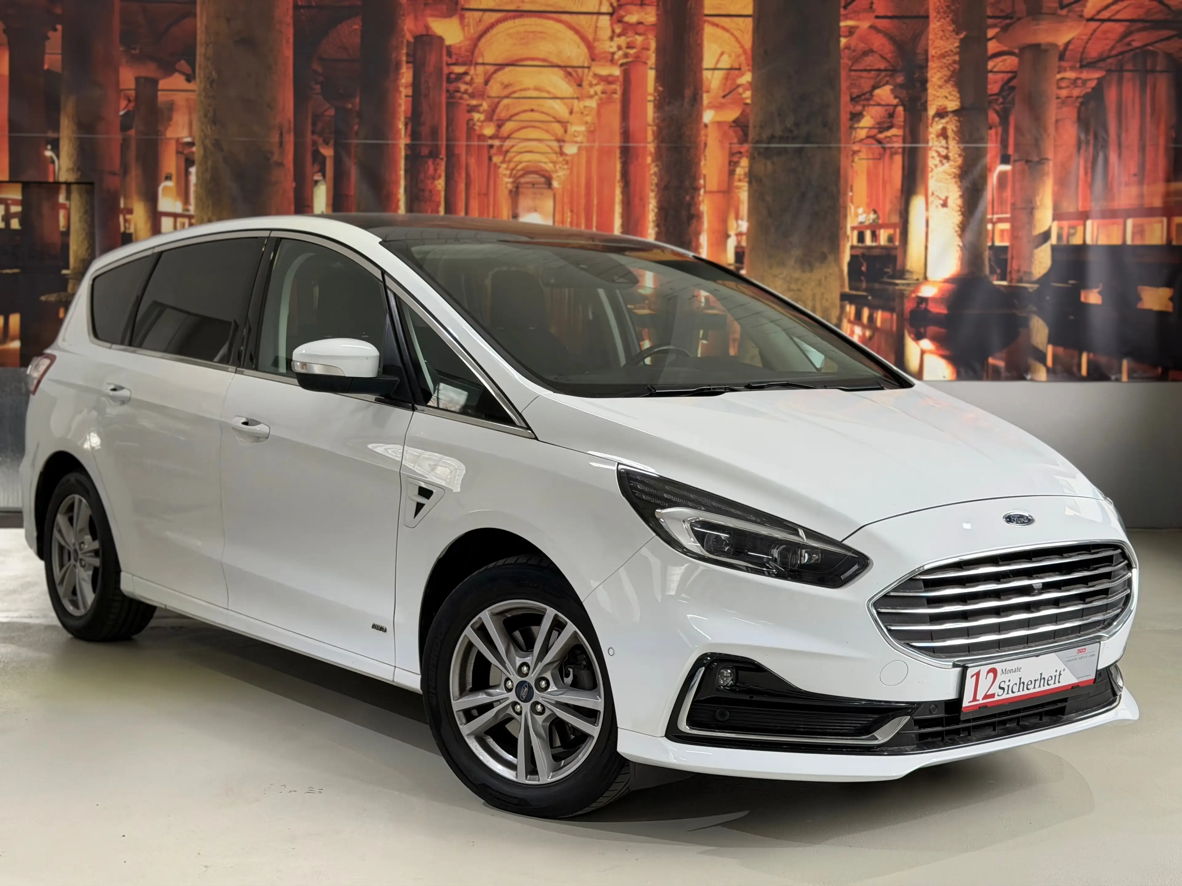 Ford S-Max Titanium AWD/NAVI/CARPLAY/AHK/PANORAMA/SITZHEIZUNG/UVM