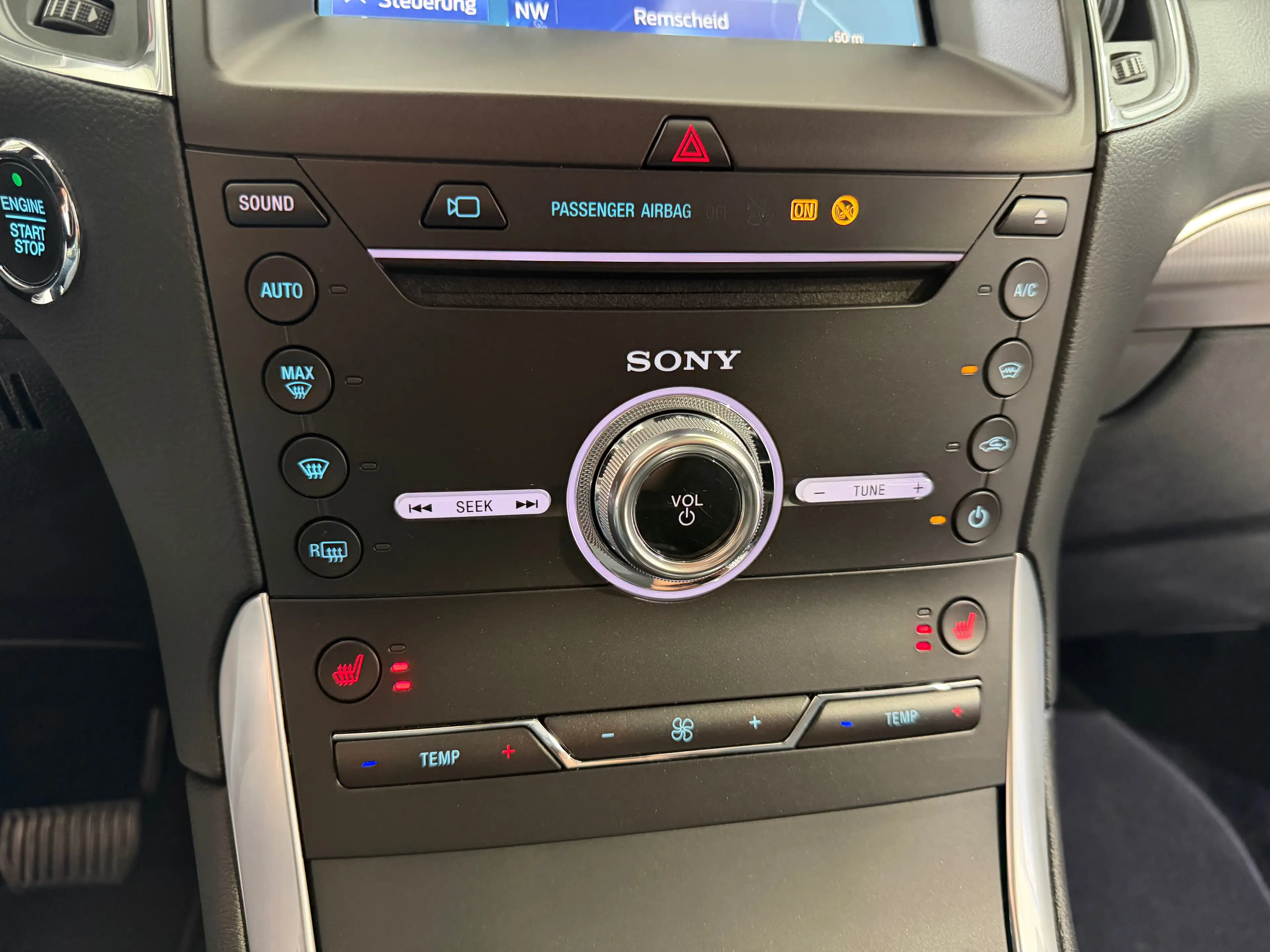 Ford S-Max Titanium AWD/NAVI/CARPLAY/AHK/PANORAMA/SITZHEIZUNG/UVM — photo 15