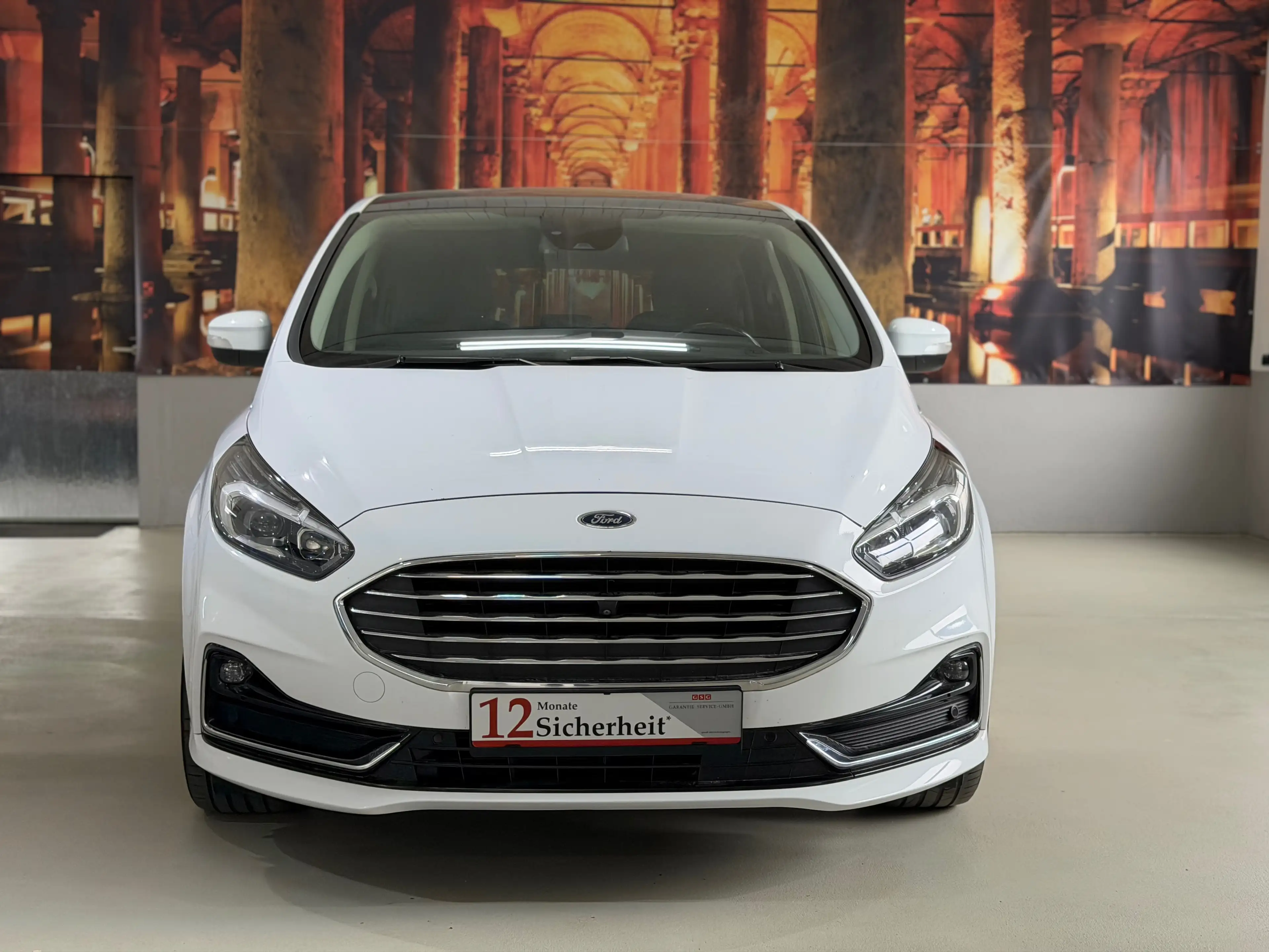 Ford S-Max Titanium AWD/NAVI/CARPLAY/AHK/PANORAMA/SITZHEIZUNG/UVM — photo 4