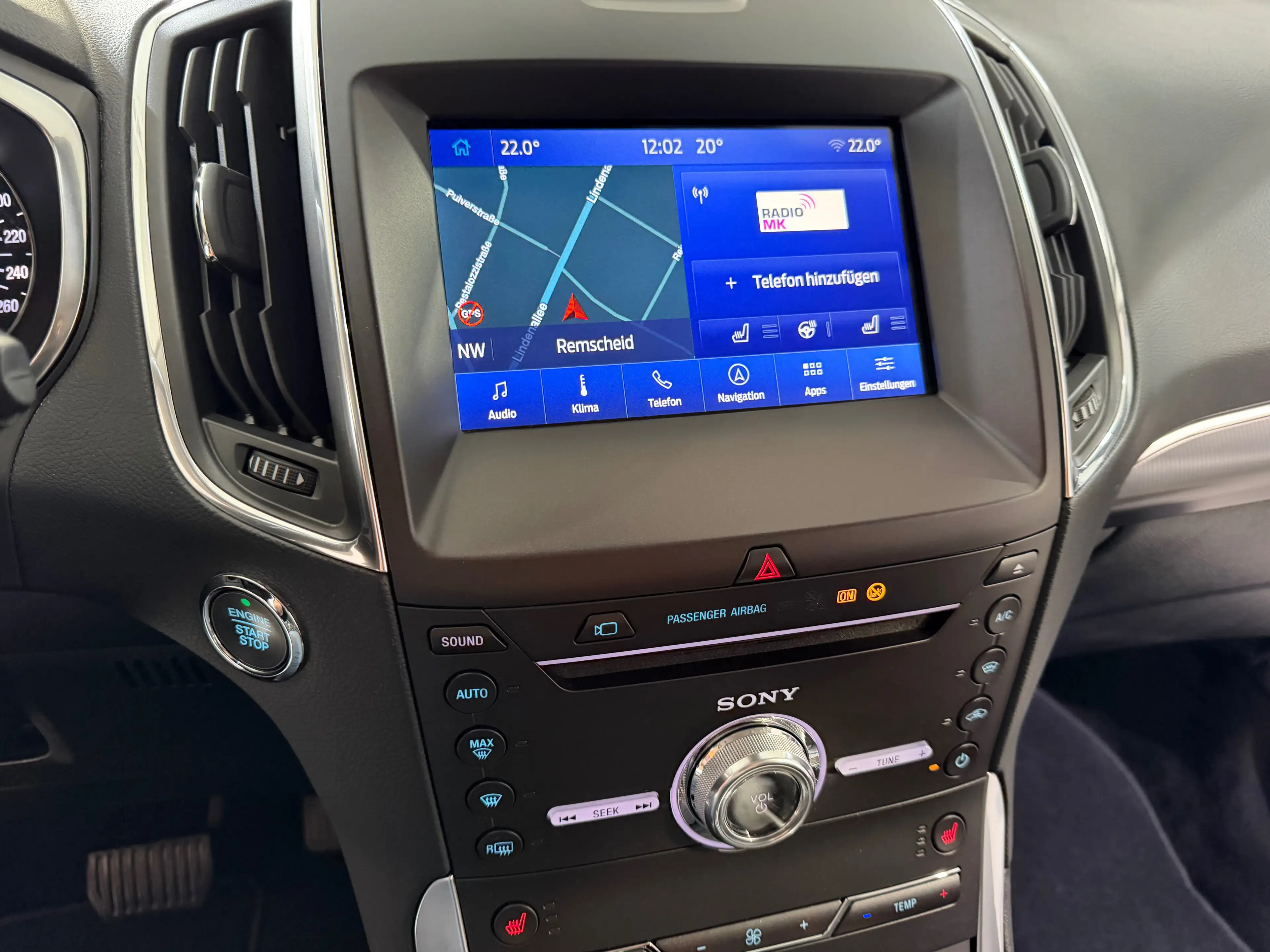 Ford S-Max Titanium AWD/NAVI/CARPLAY/AHK/PANORAMA/SITZHEIZUNG/UVM — photo 8