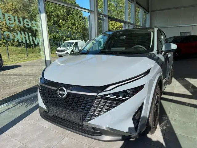 Nissan Qashqai view 3