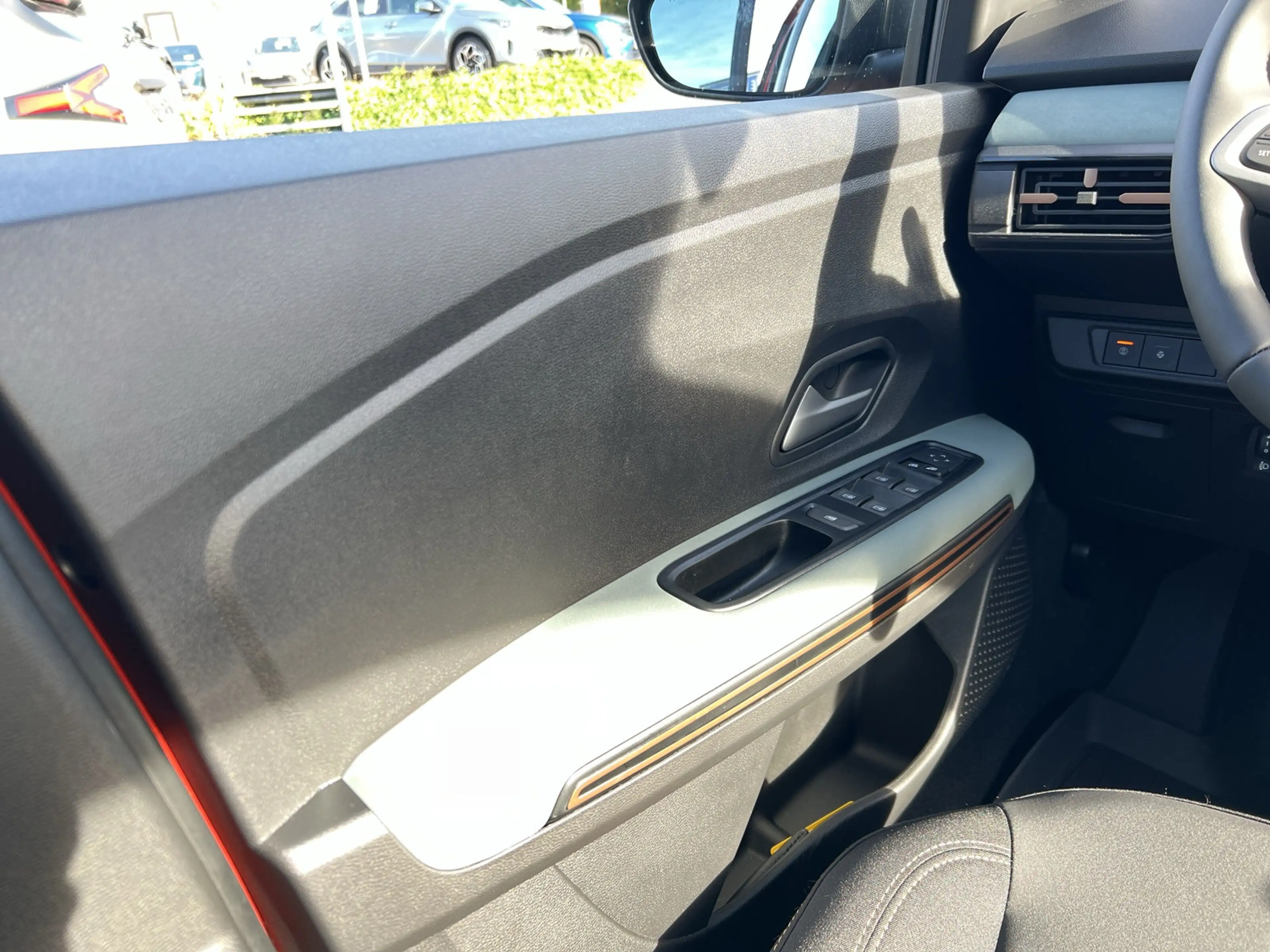 Dacia Jogger TCe 110 Extreme 7-S SHZ+LKHZ+LED — photo 13