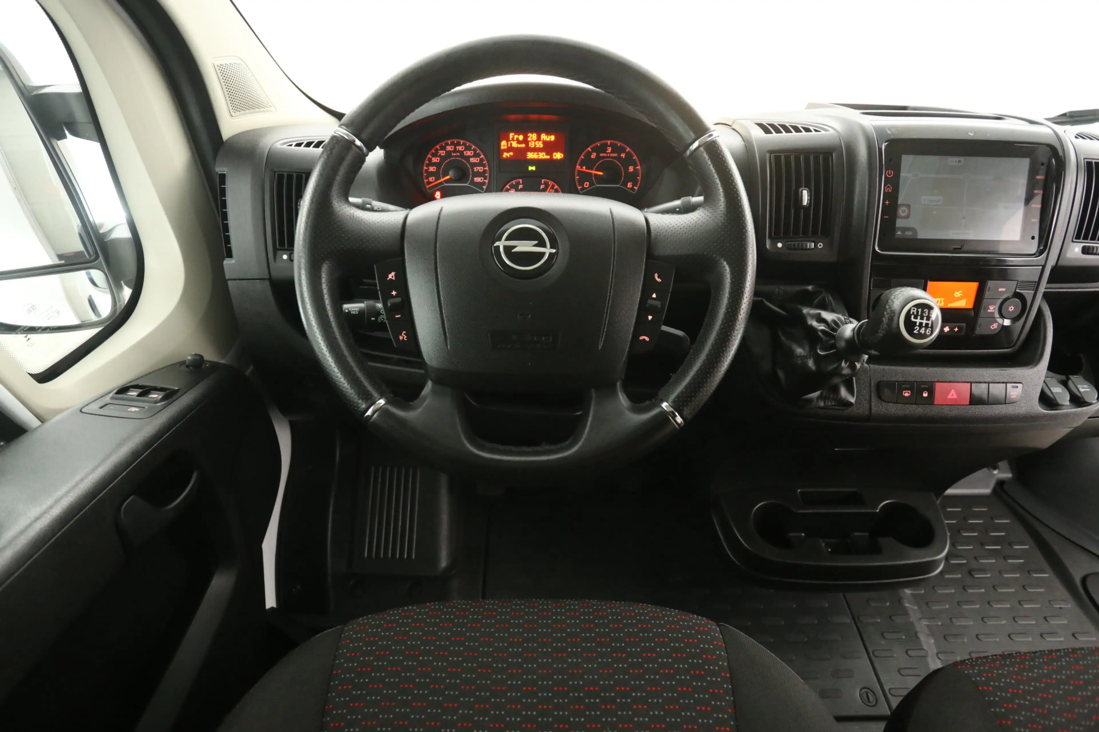 Opel Movano 2.2 BlueHDI 140pk 3,5t L3H2 | Clima | Camera | Car — photo 2