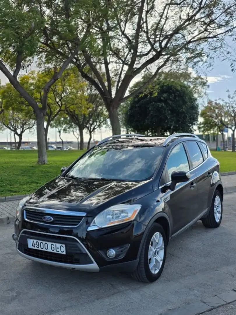 Ford Kuga 2.0TDCI Trend 2WD Schwarz - 1