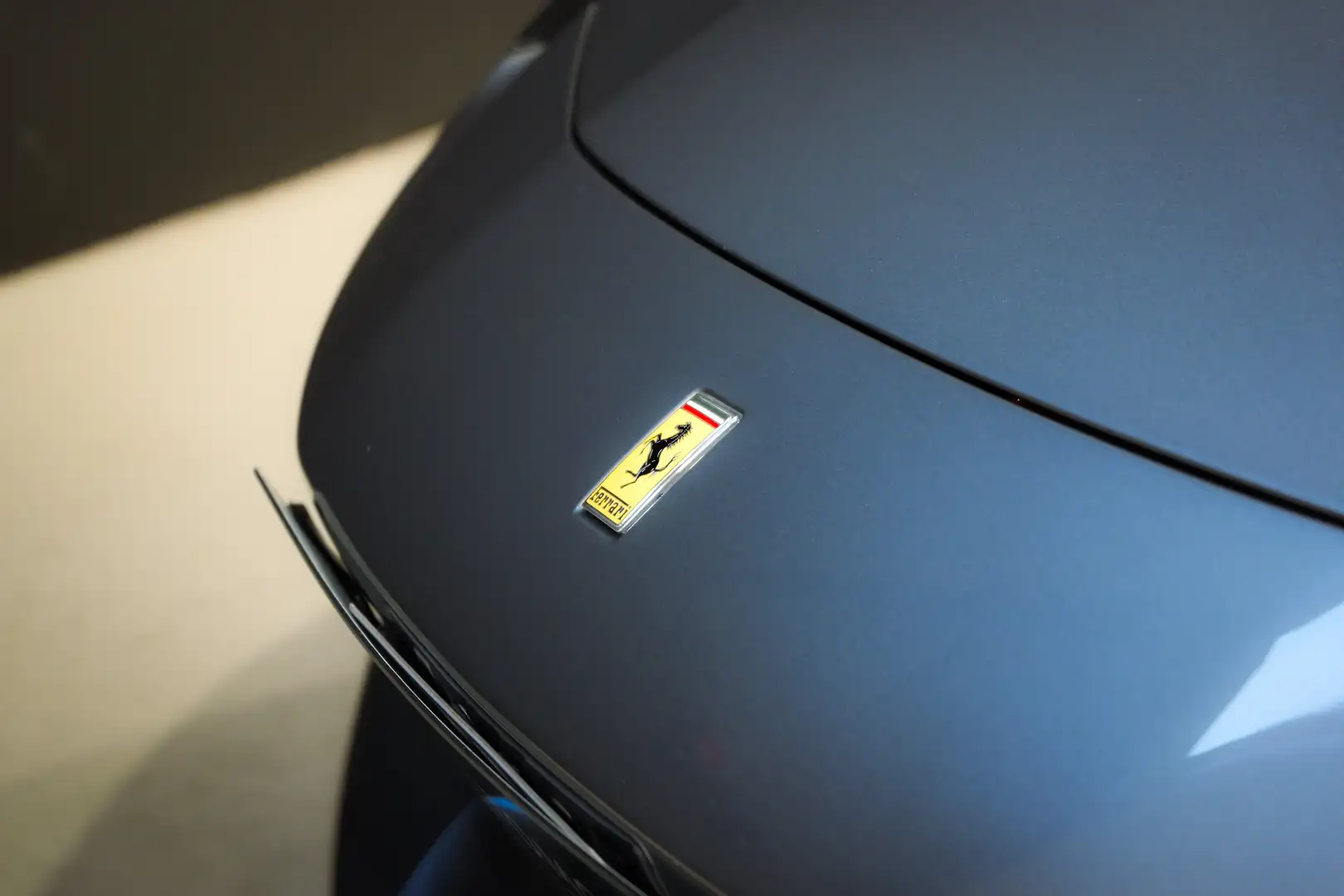 Ferrari 296 GTS 296 GTS Grau - 2