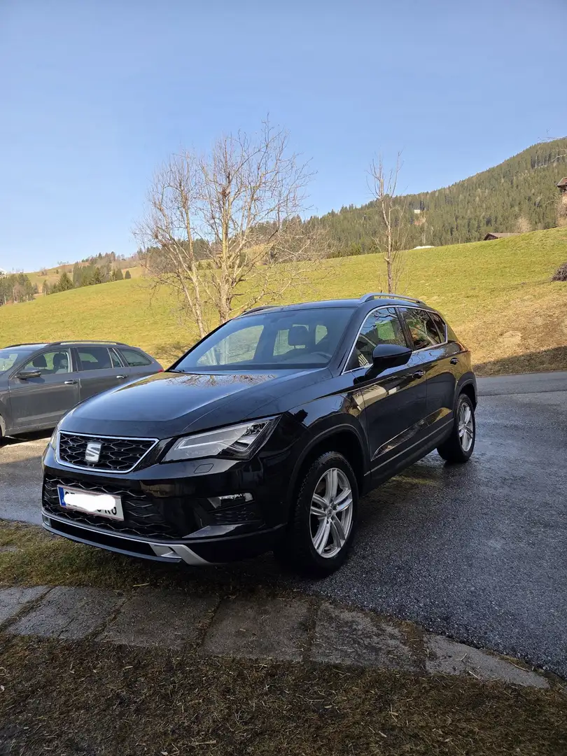 SEAT Ateca 2,0 Xcellence 4WD TDI DSG Schwarz - 1
