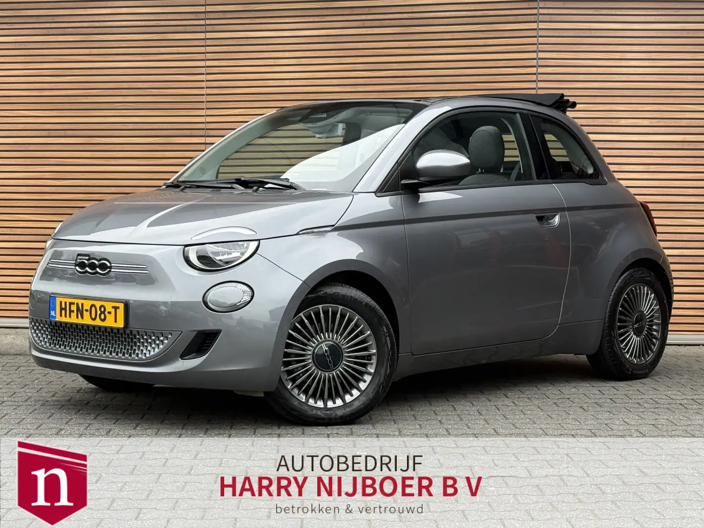 Fiat 500e Icon 42 kWh Apple carplay / Navigatiesysteem / Ele Grijs - 1