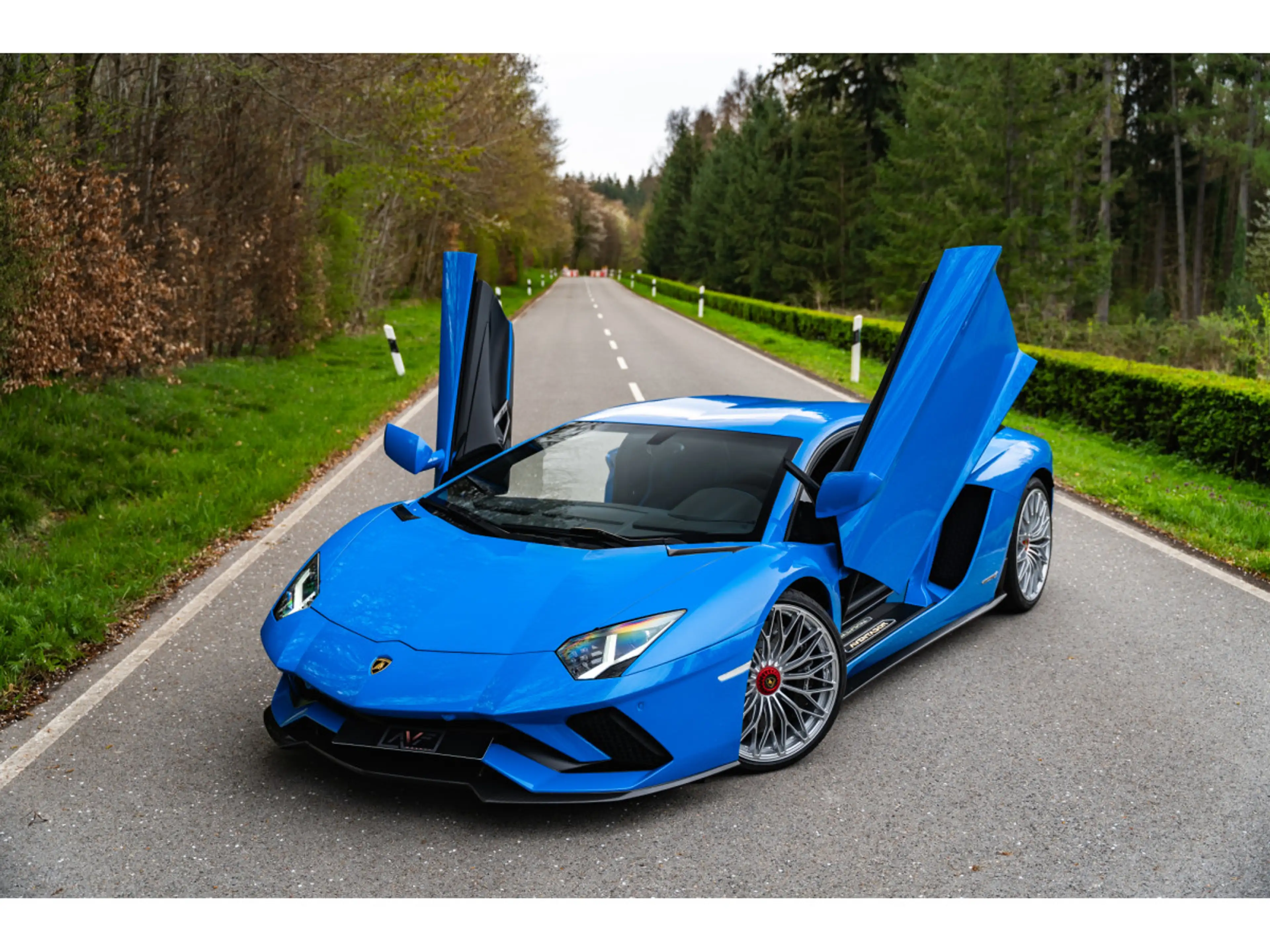 Lamborghini Aventador S - Blu Nila - Carbon - Sensonum — photo 2