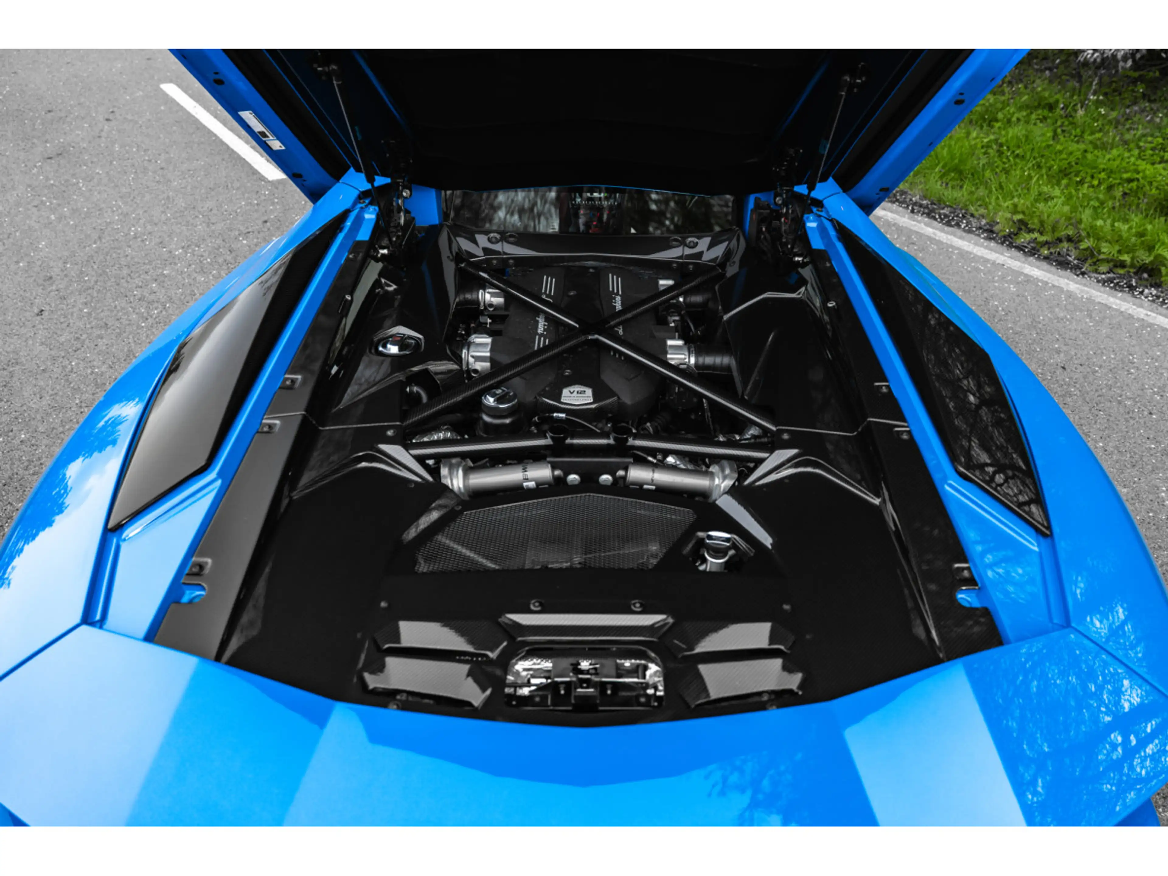 Lamborghini Aventador S - Blu Nila - Carbon - Sensonum — photo 15