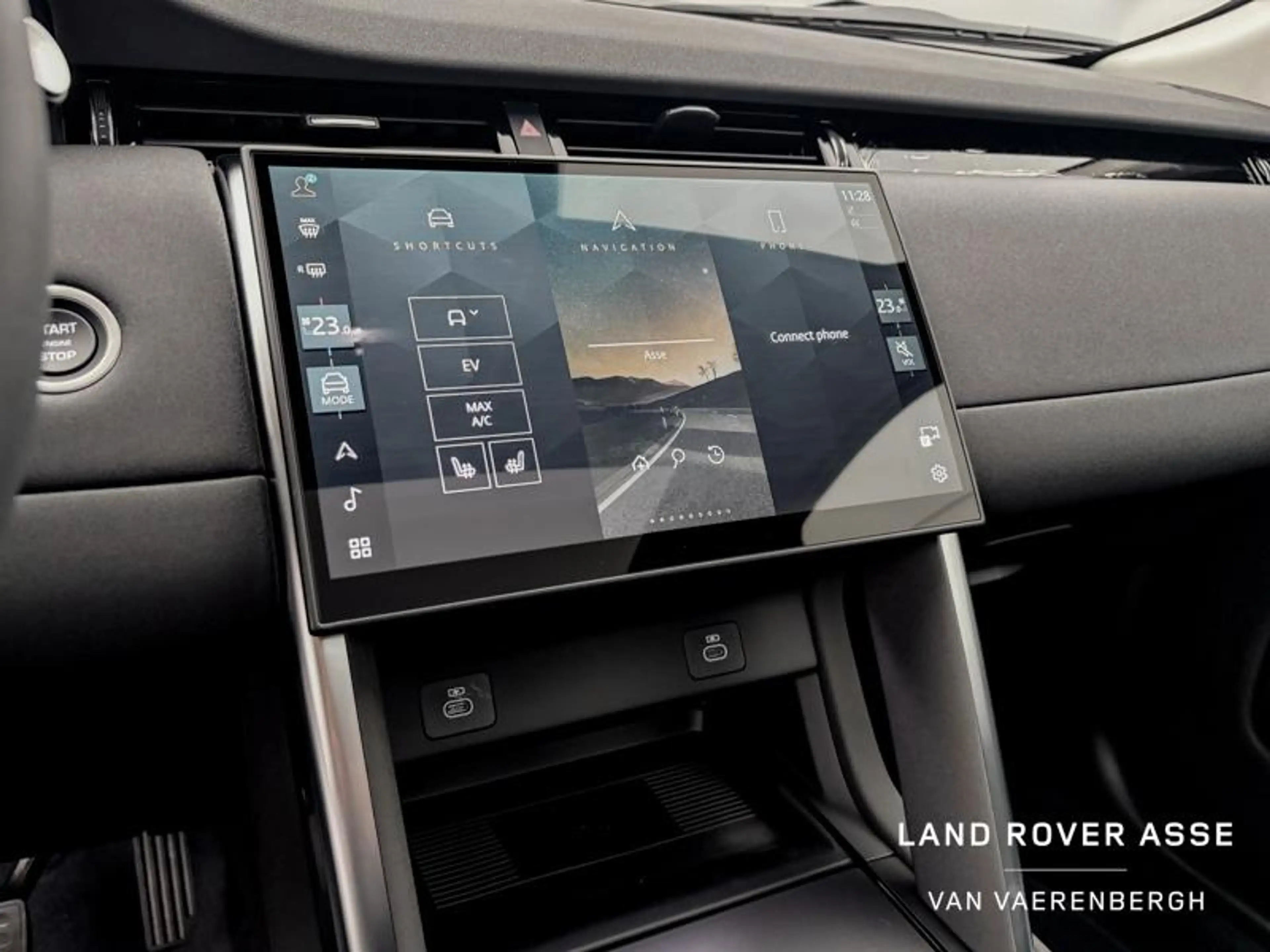 Land Rover Discovery Sport P270e S AWD — photo 15