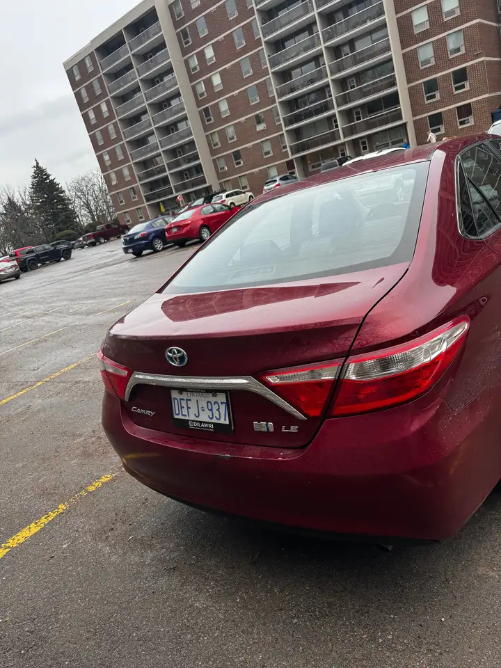 Toyota Camry снимка Toyota Camry