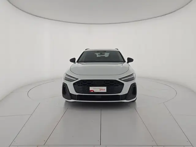 Audi A5 view 7