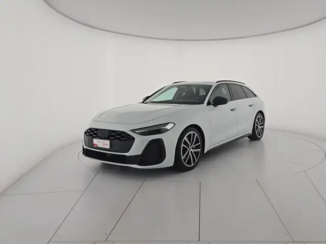 Audi A5 main image