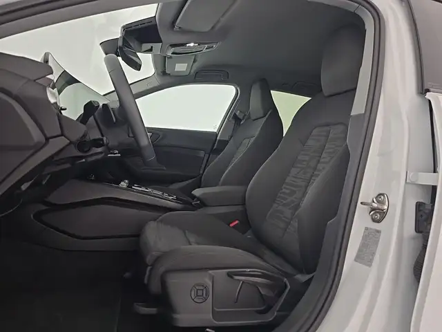 Audi A5 view 9