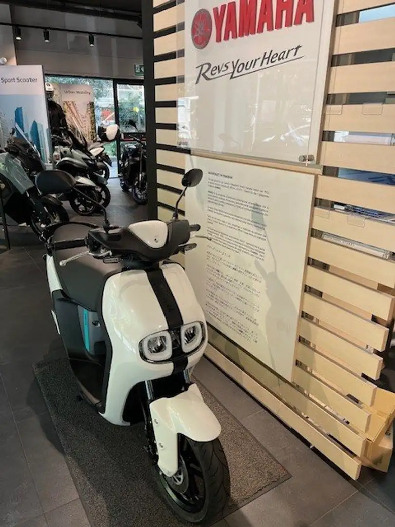 Yamaha NEOs 50 DUAL BATTERY Wit - 2