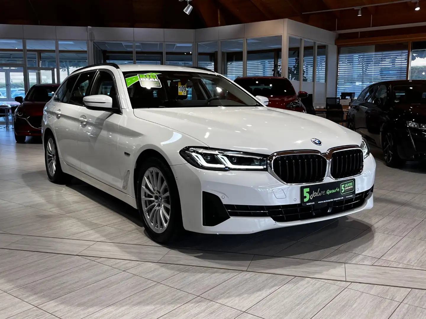 BMW 530 e Touring Navi Kam ACC SR&WR LED Ambiente Blanc - 2