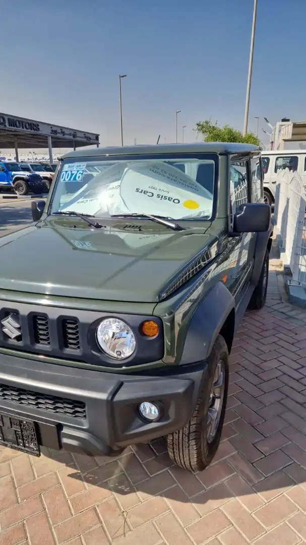 Suzuki Jimny Autovettura 4 Posti Cambio Aut. Omologazione Auto Grün - 1