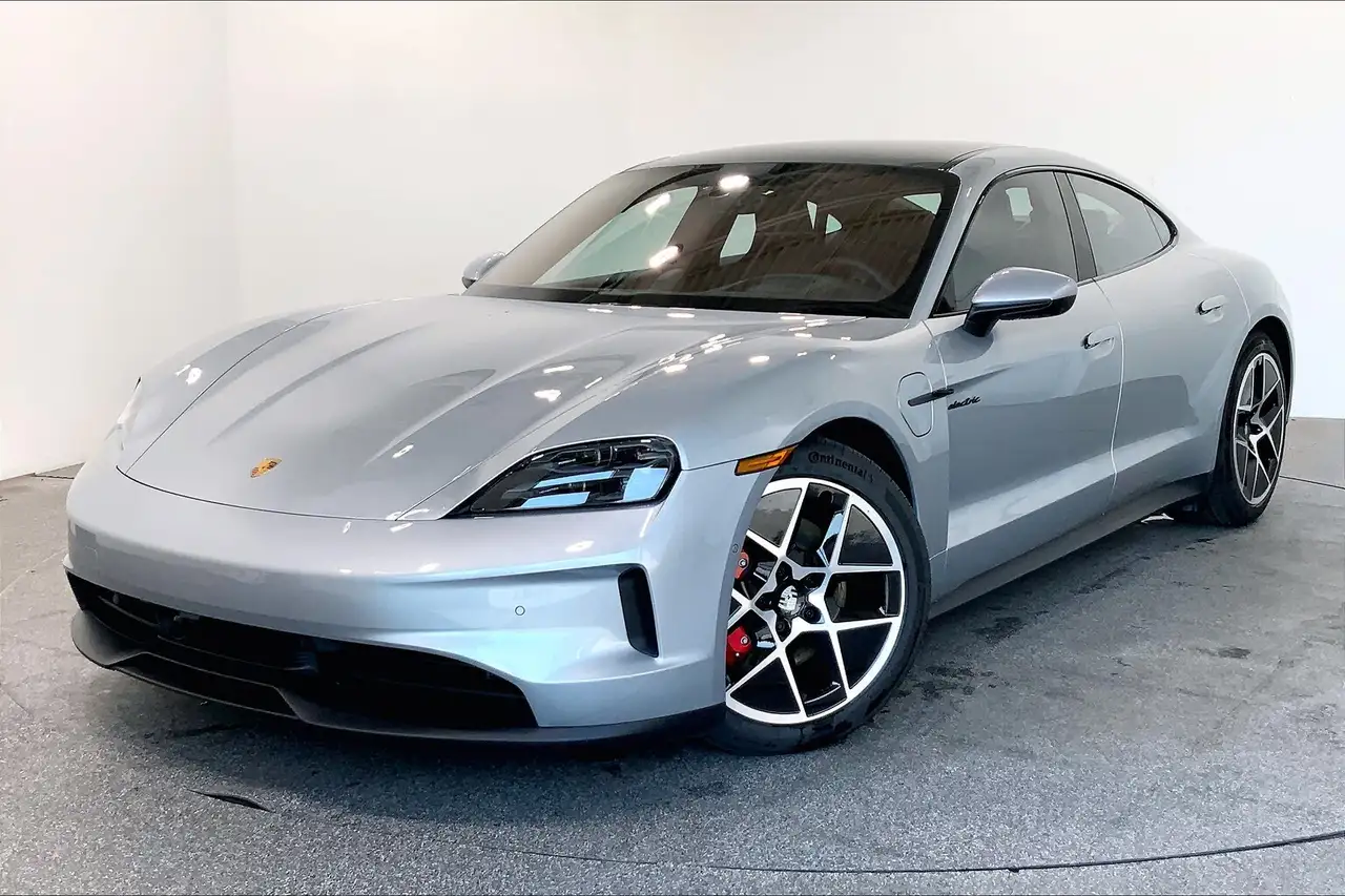 2025 Porsche Taycan