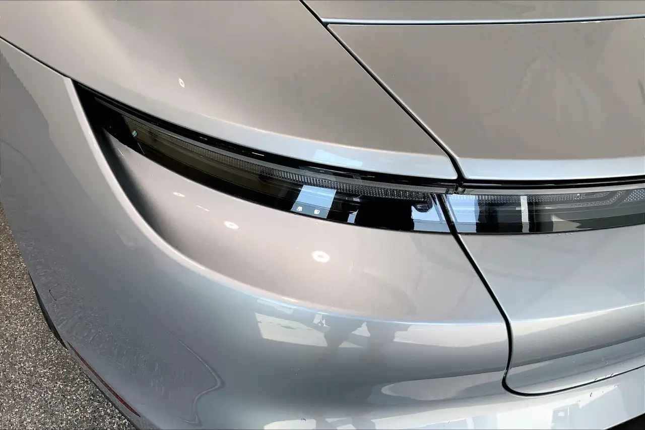 Porsche Taycan снимка Porsche Taycan