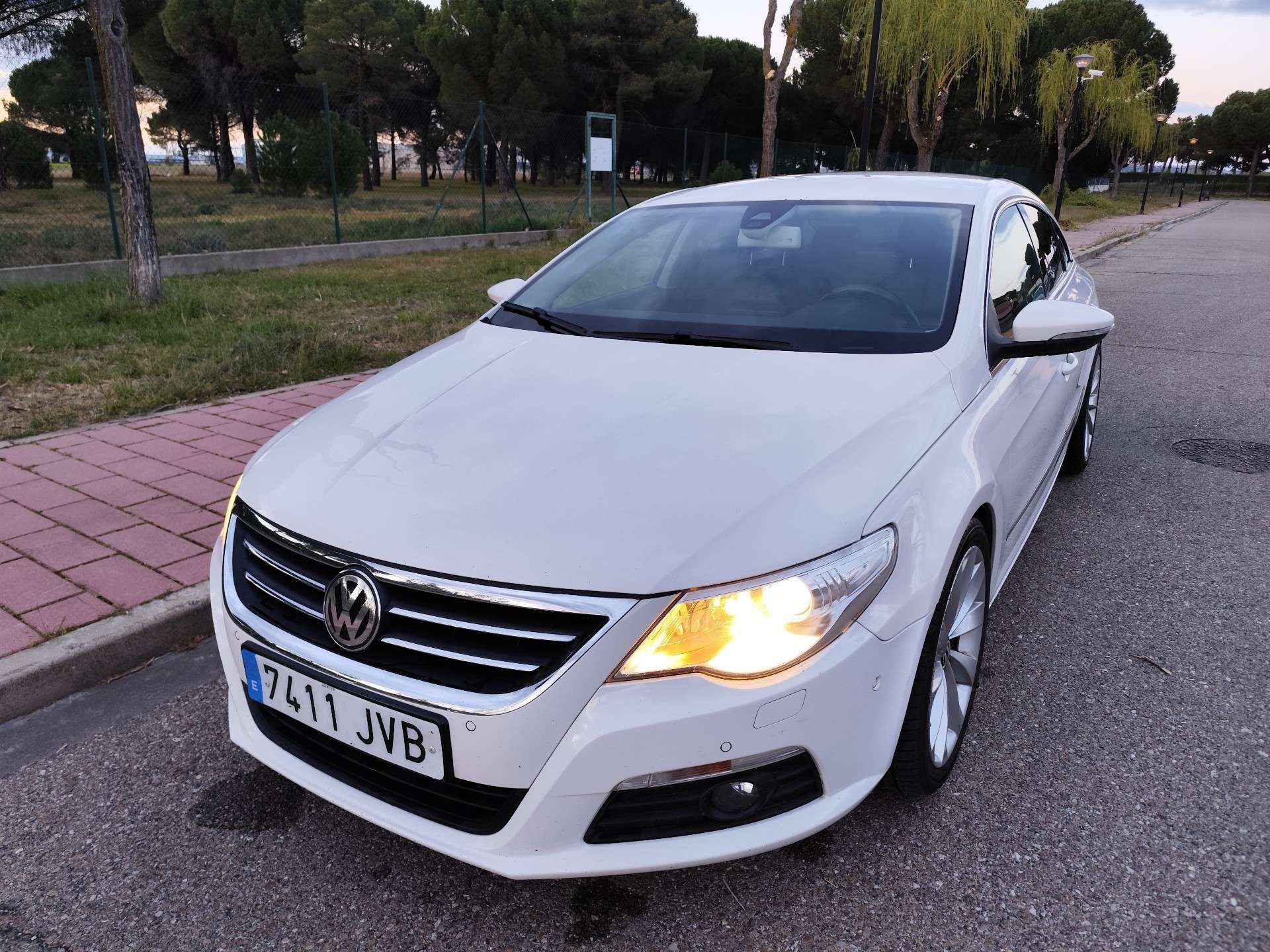 Volkswagen Passat CC 2.0TDI DSG 170 - foto 1