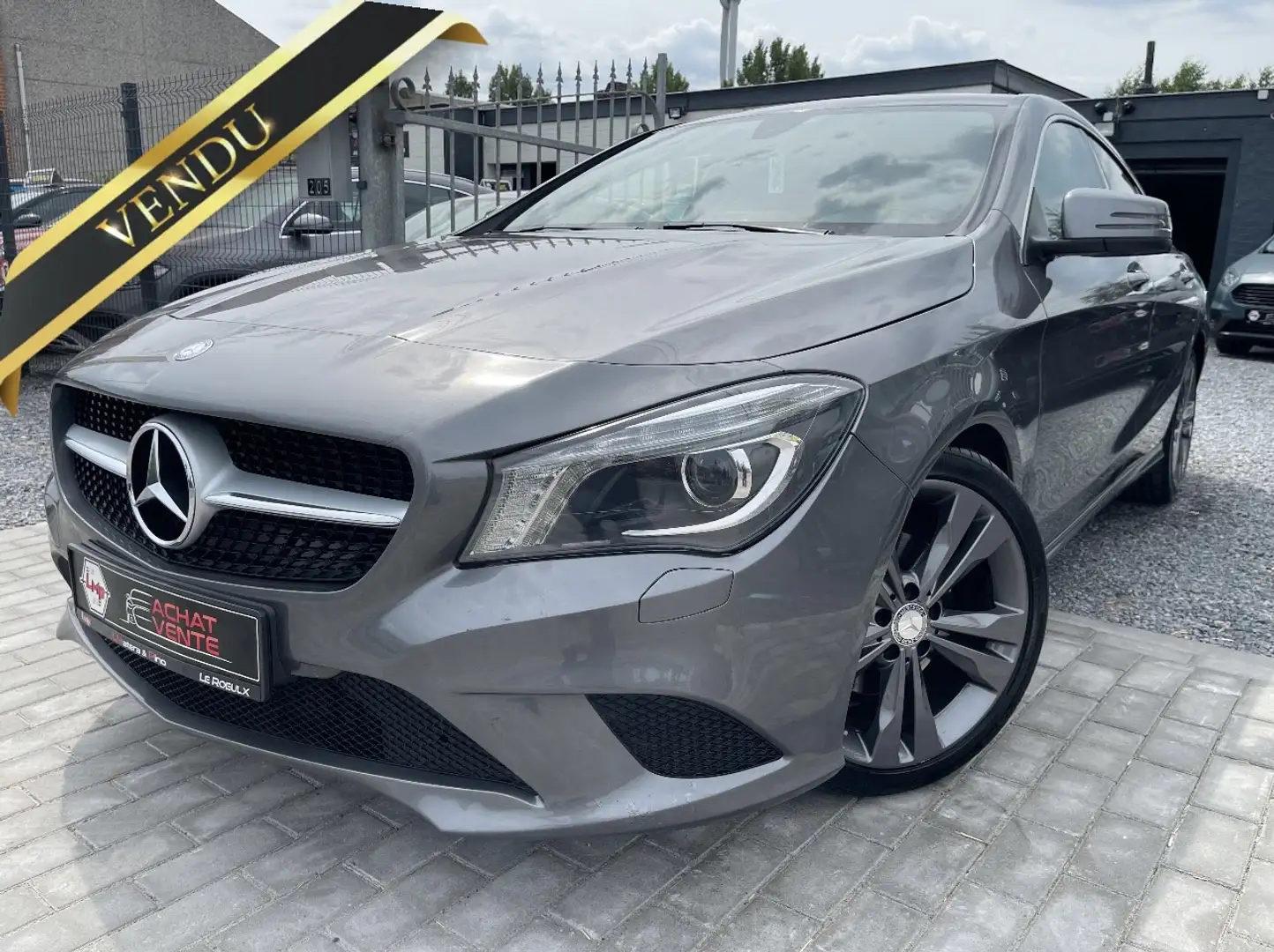 Mercedes-Benz CLA 200 ✅VENDU ✅ Grijs - 1
