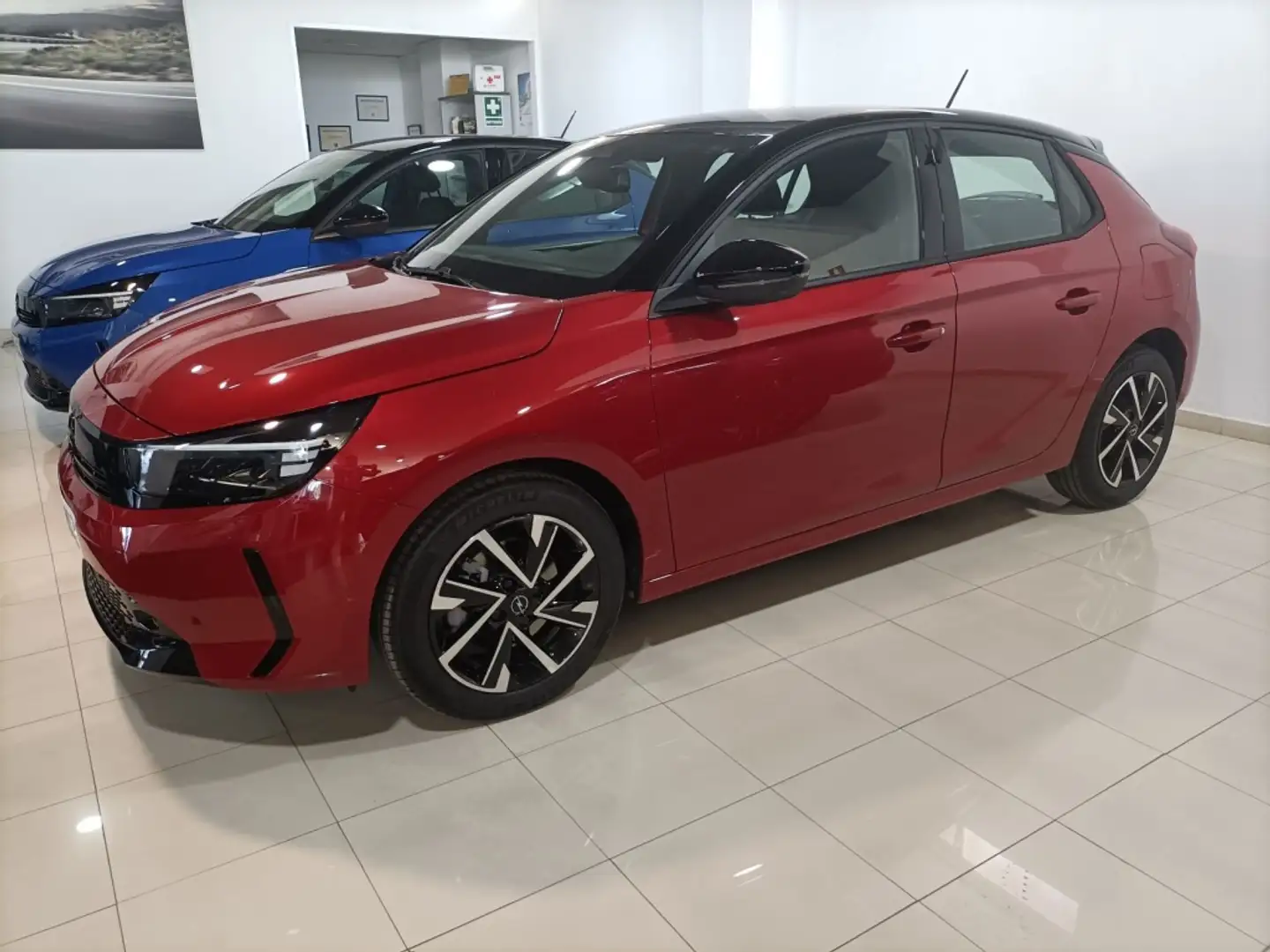 Opel Corsa 1.2T XHL S/S GS 100 Rojo - 2