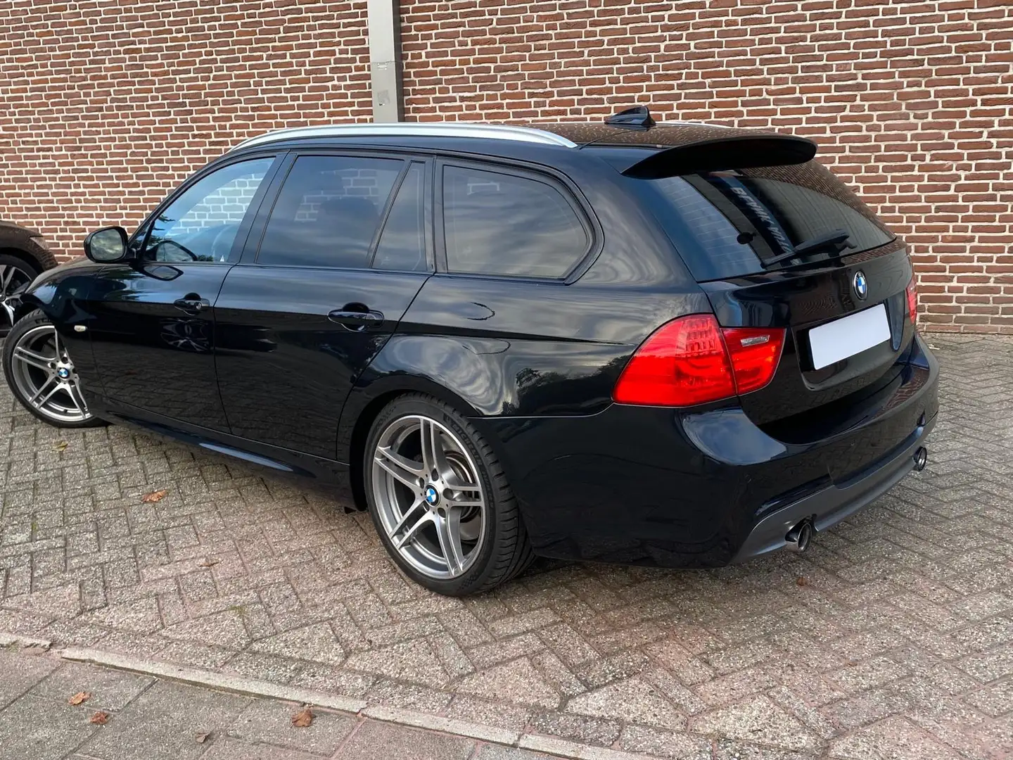 BMW 335 335i Czarny - 2