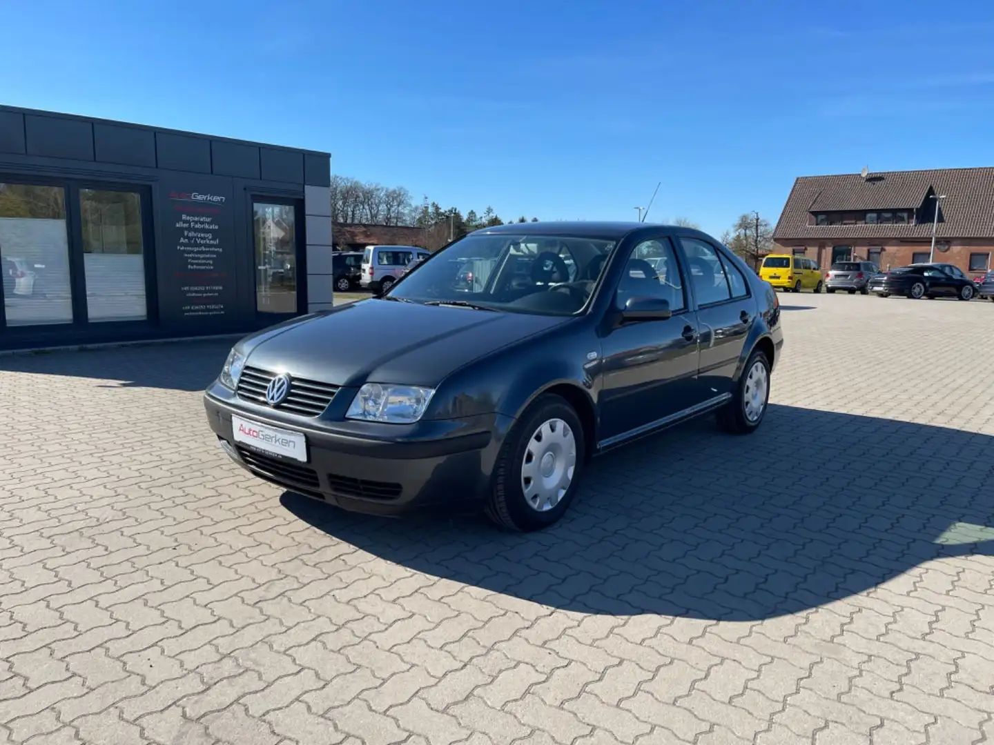 Volkswagen Bora 1.9 SDI 2HD Klima 152.333 KM TÜV NEU Gri - 1