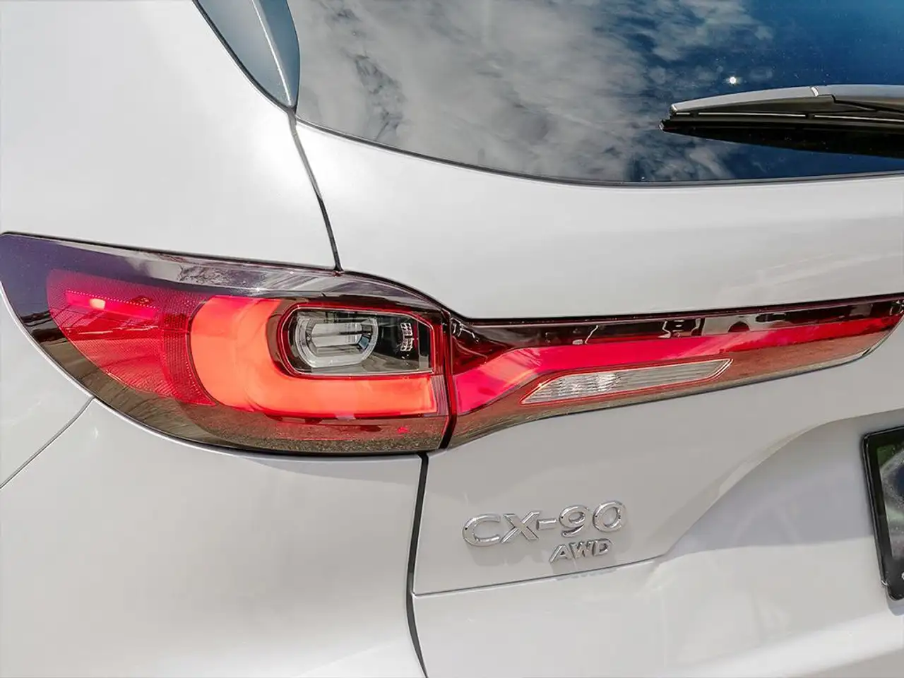 Mazda CX-90 MHEV снимка Mazda CX-90 MHEV