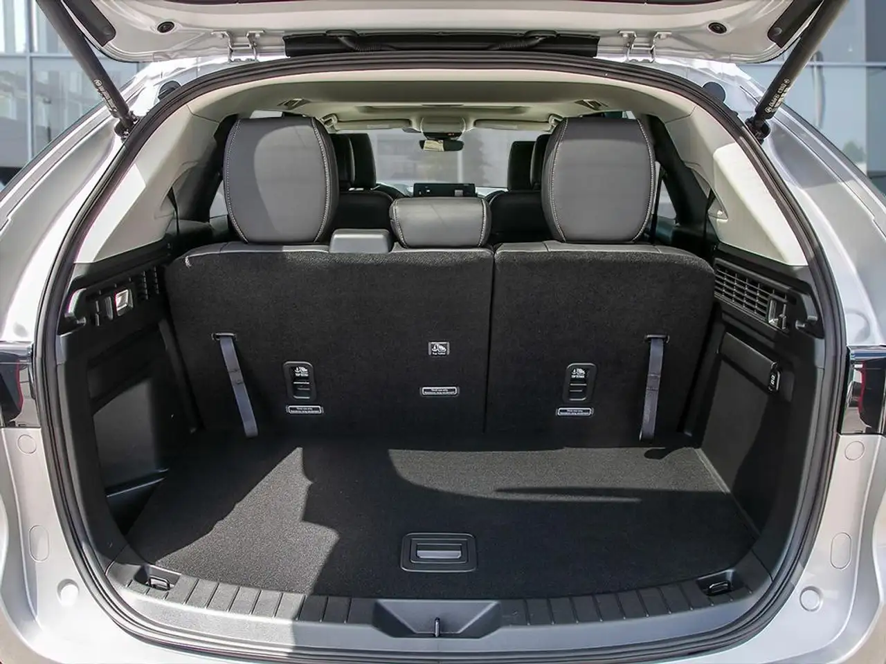 Mazda CX-90 MHEV снимка Mazda CX-90 MHEV