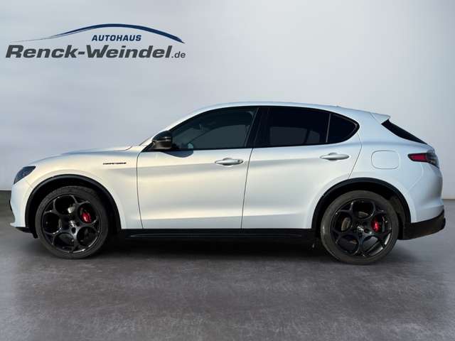 Alfa Romeo Stelvio Competizione Q4 2.0 Turbo AD El. Fondsitzverst. Na