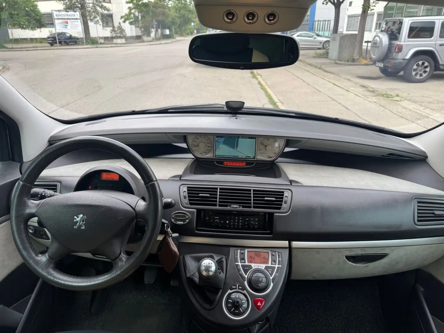 Peugeot 807 2.2HDI Premium Klimaa/STH/Leder/Navi/AHK/6Si Grau - 2
