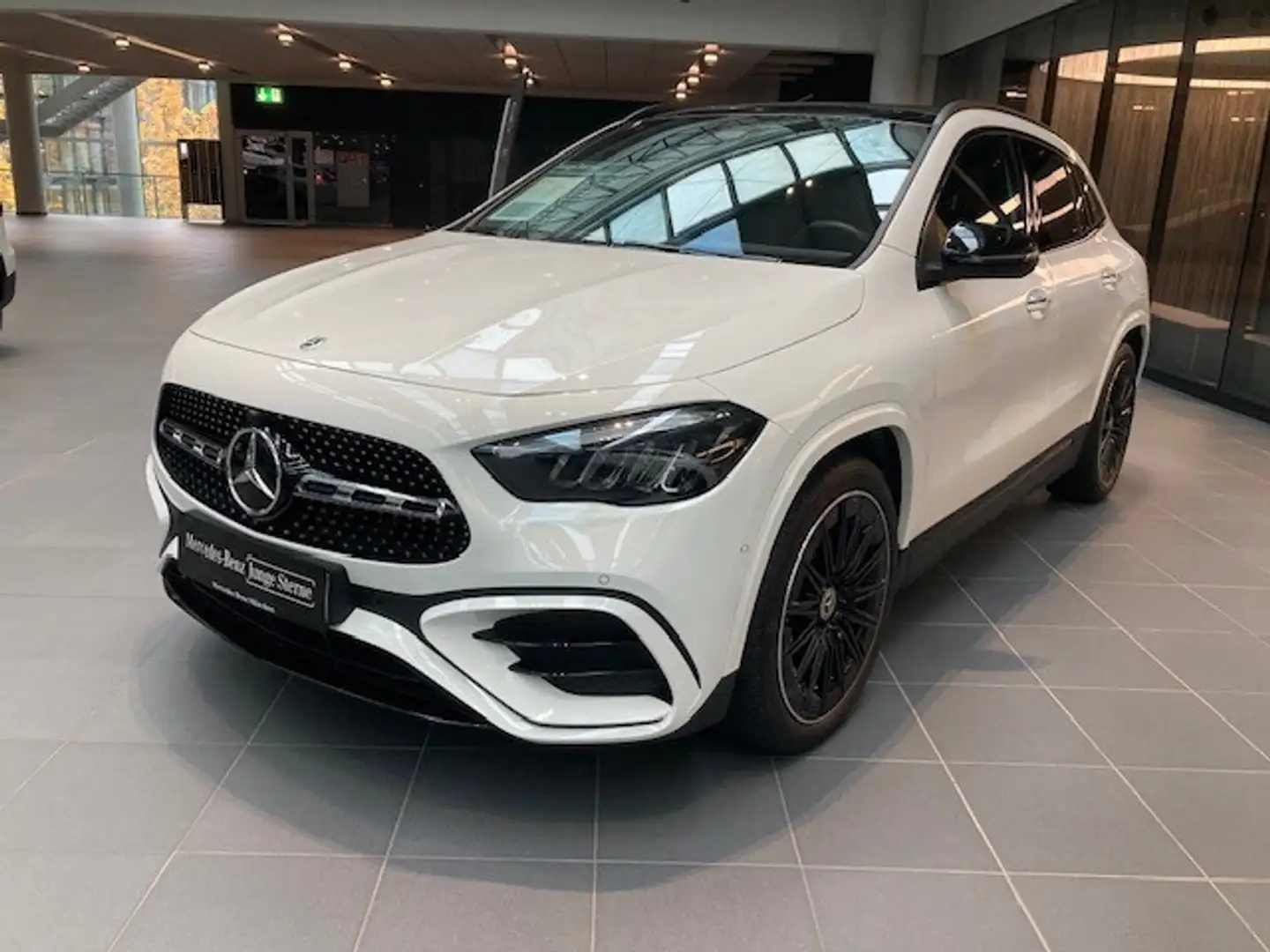 Mercedes-Benz GLA 180 GLA 180 d Automatic AMG Line Premium Bianco - 1