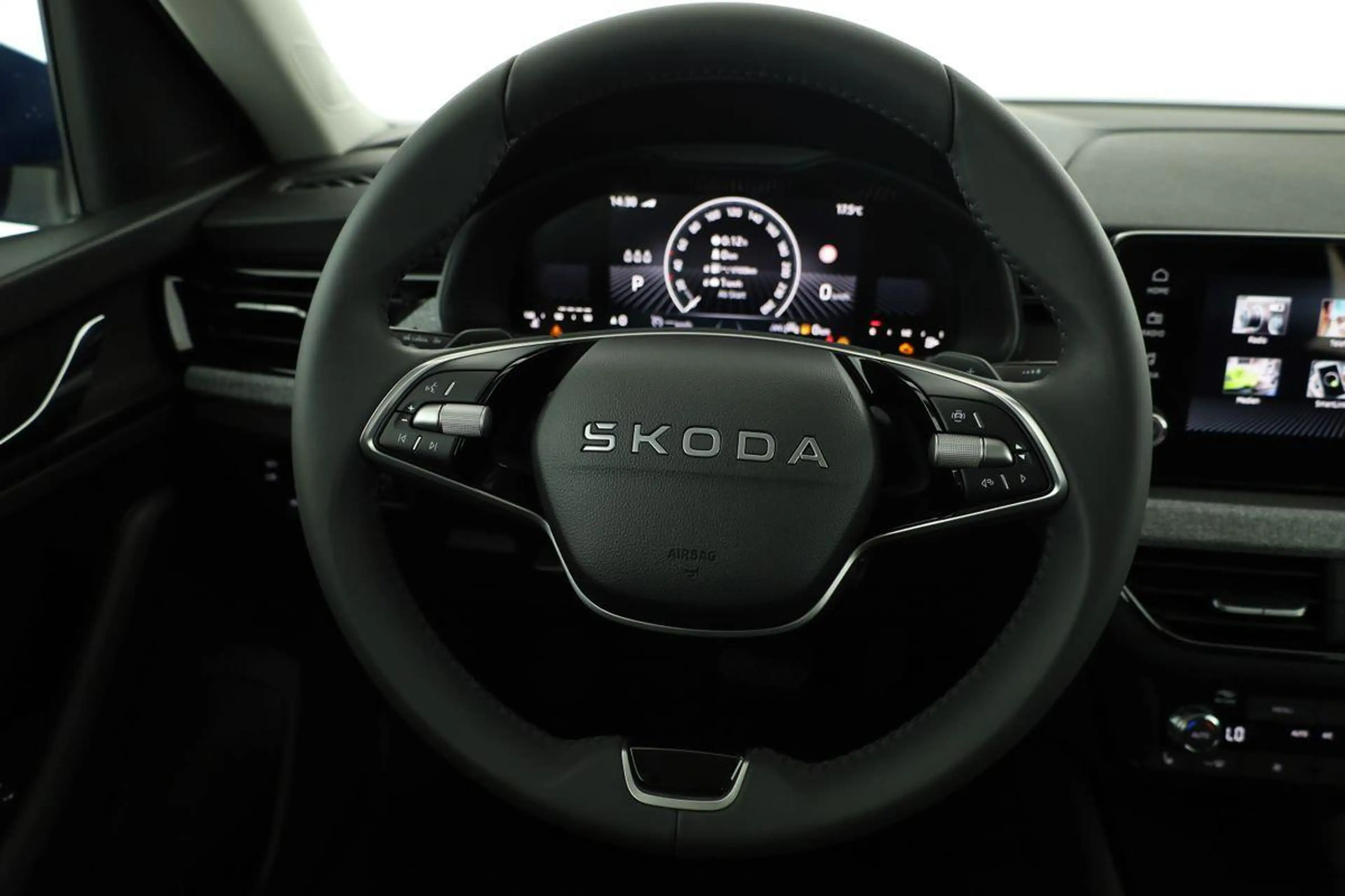 Skoda Kamiq Selection 1.0 TSI DSG Selection, AHK, LED, Kame... — photo 5
