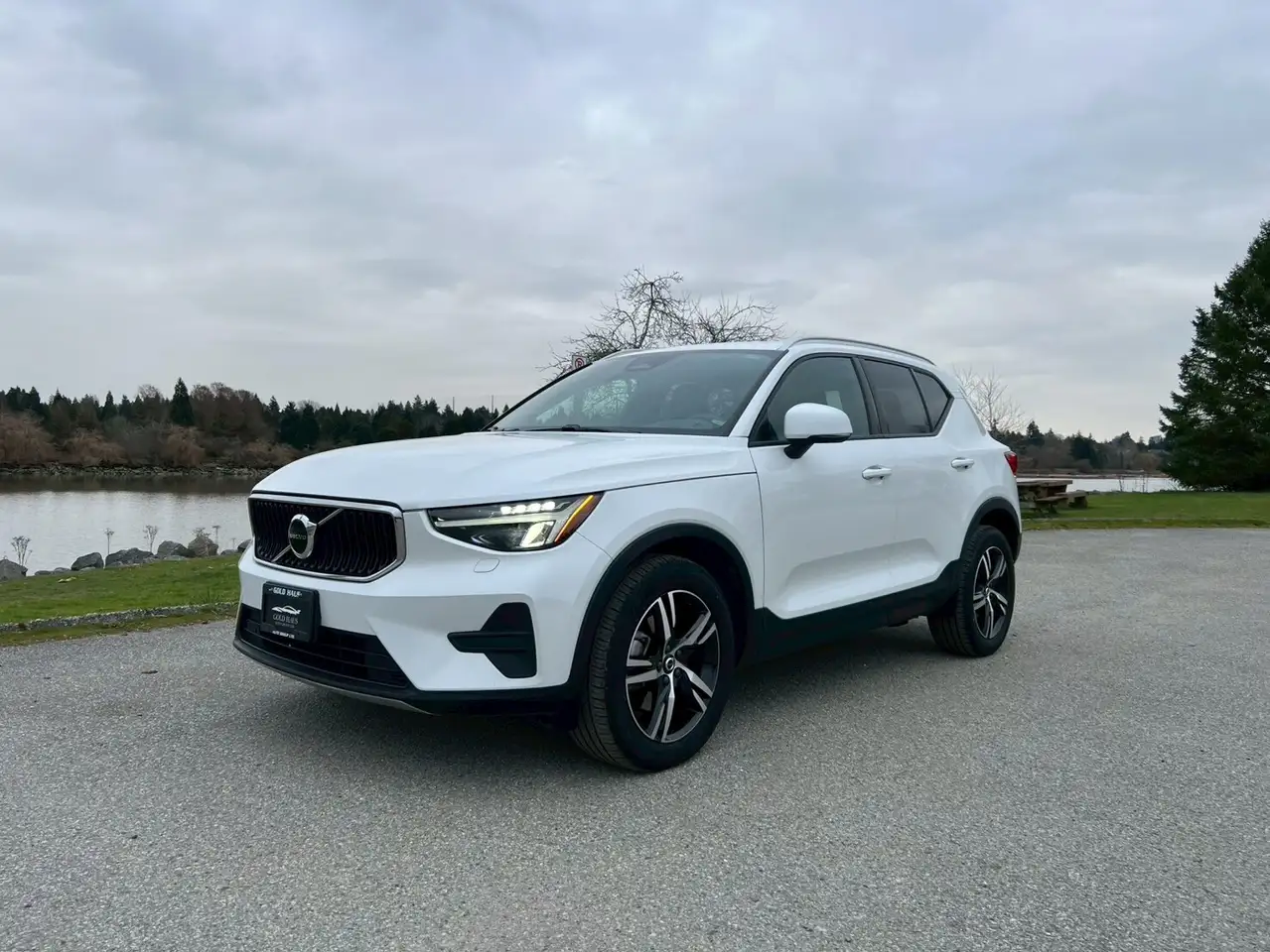 2023 Volvo XC40