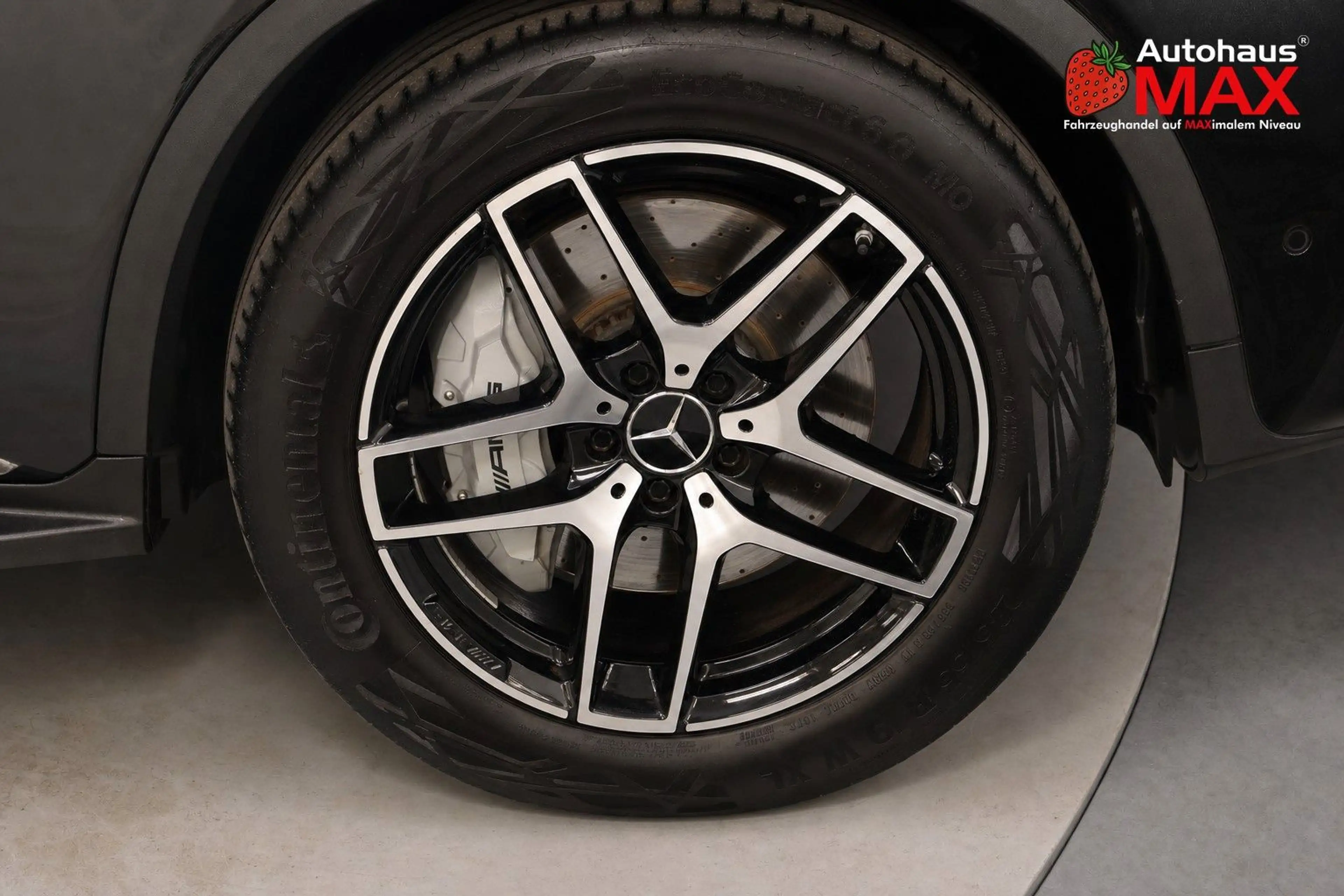 Mercedes-Benz GLC 43 AMG 4Matic SportAGA~Burmester~Keyless~360 — photo 10