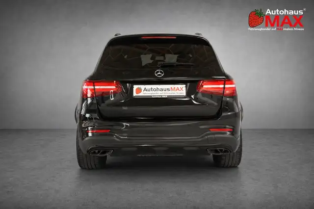 Mercedes-Benz GLC view 5