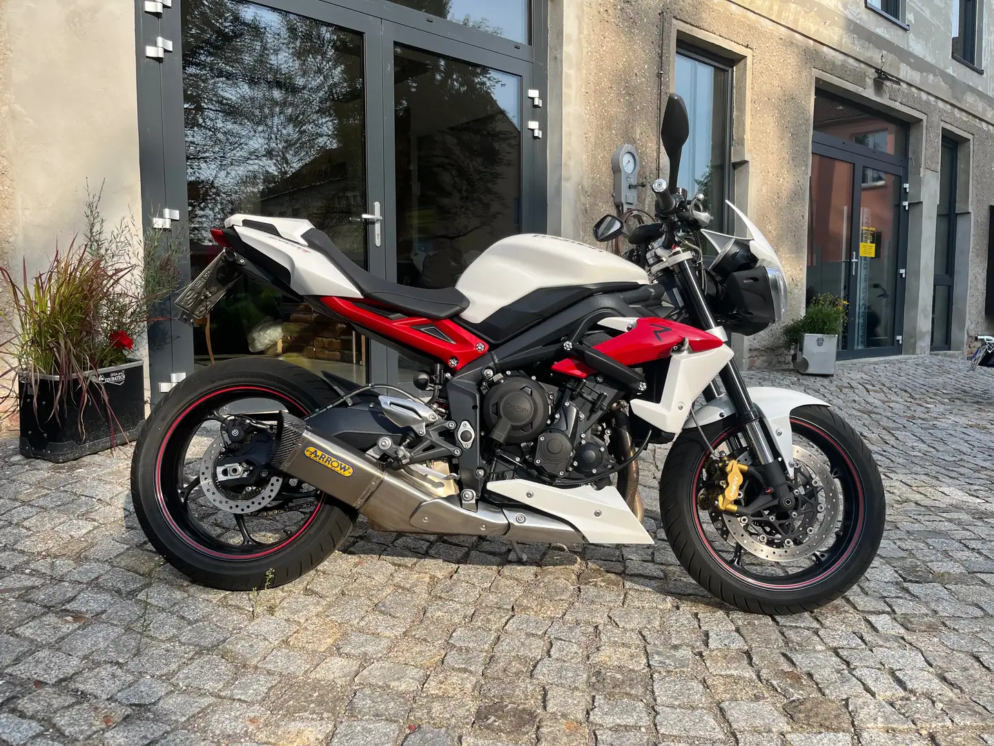 Triumph Street Triple R 675 ABS Blanc - 1