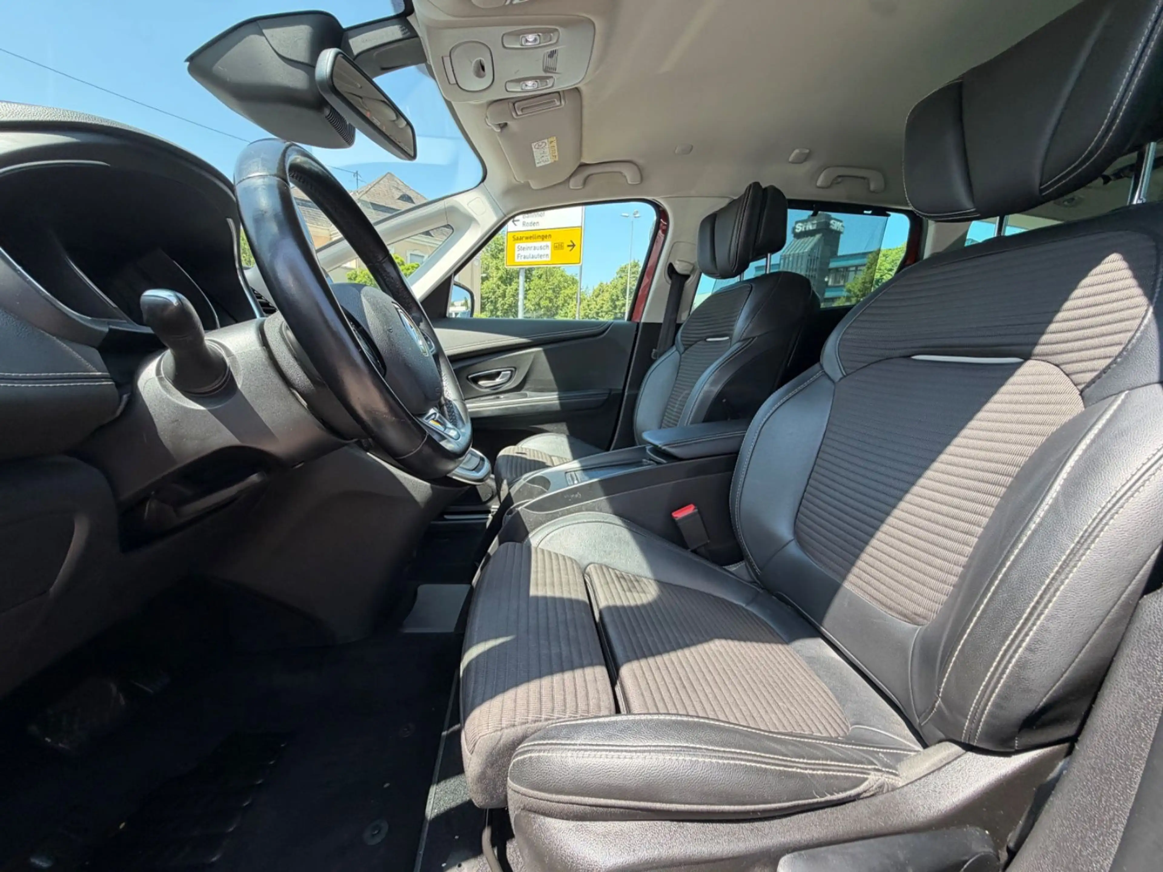 Renault Scenic IV Grand BOSE Edition/7xSitzer/ — photo 10