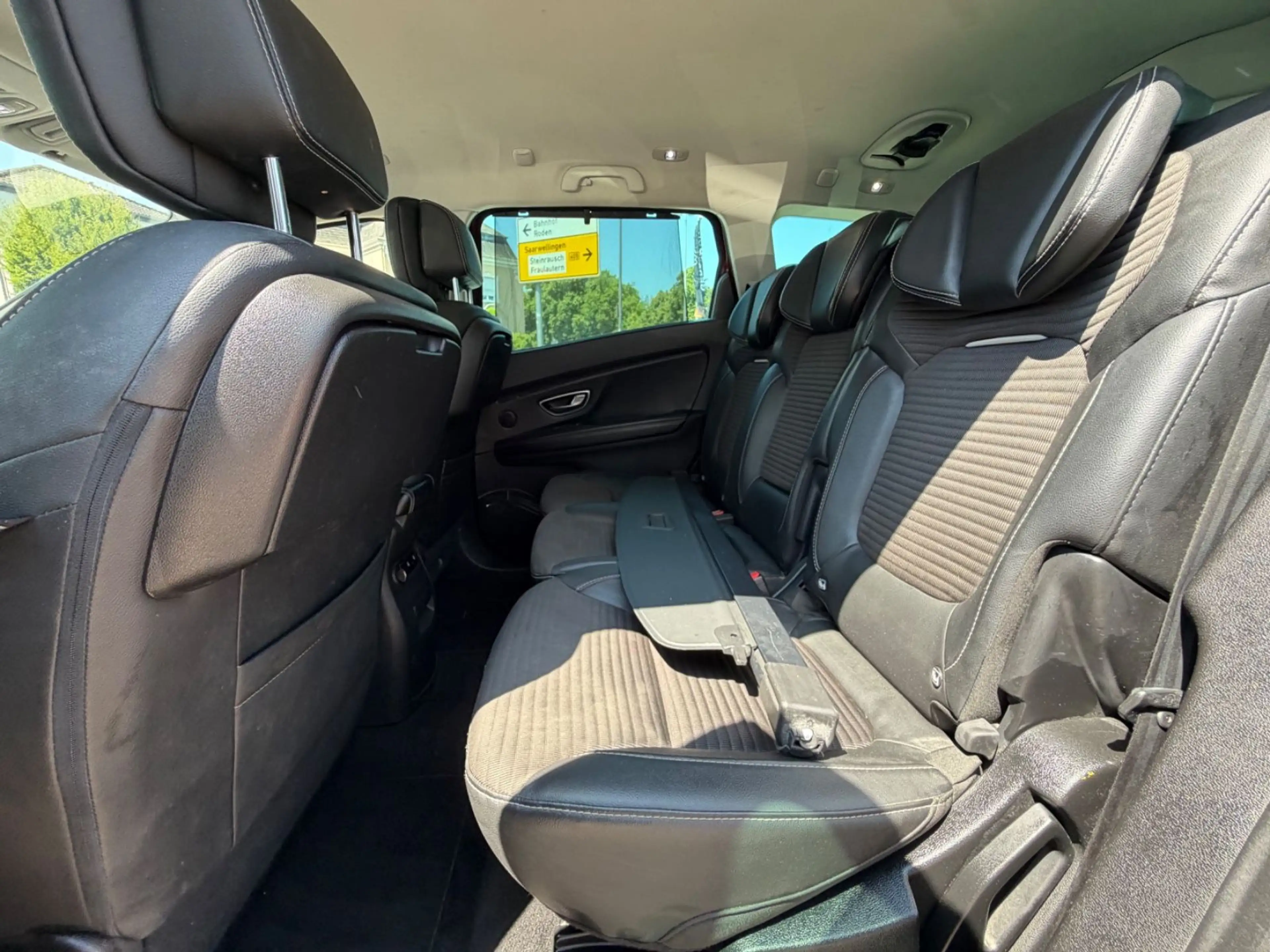 Renault Scenic IV Grand BOSE Edition/7xSitzer/ — photo 14