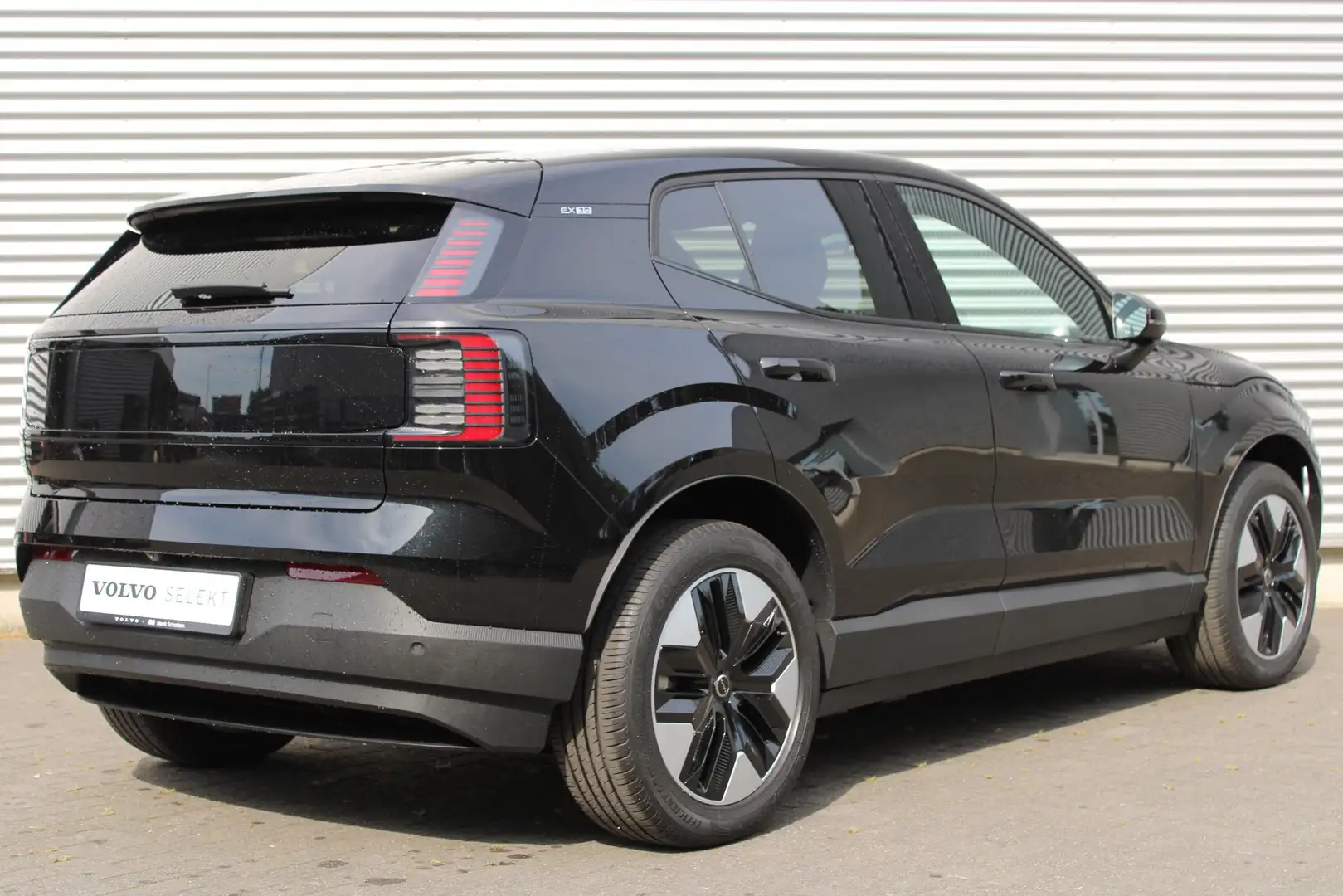 Volvo EX30 Single Motor Extended Range Core 69kWh, | Stoelver Schwarz - 2